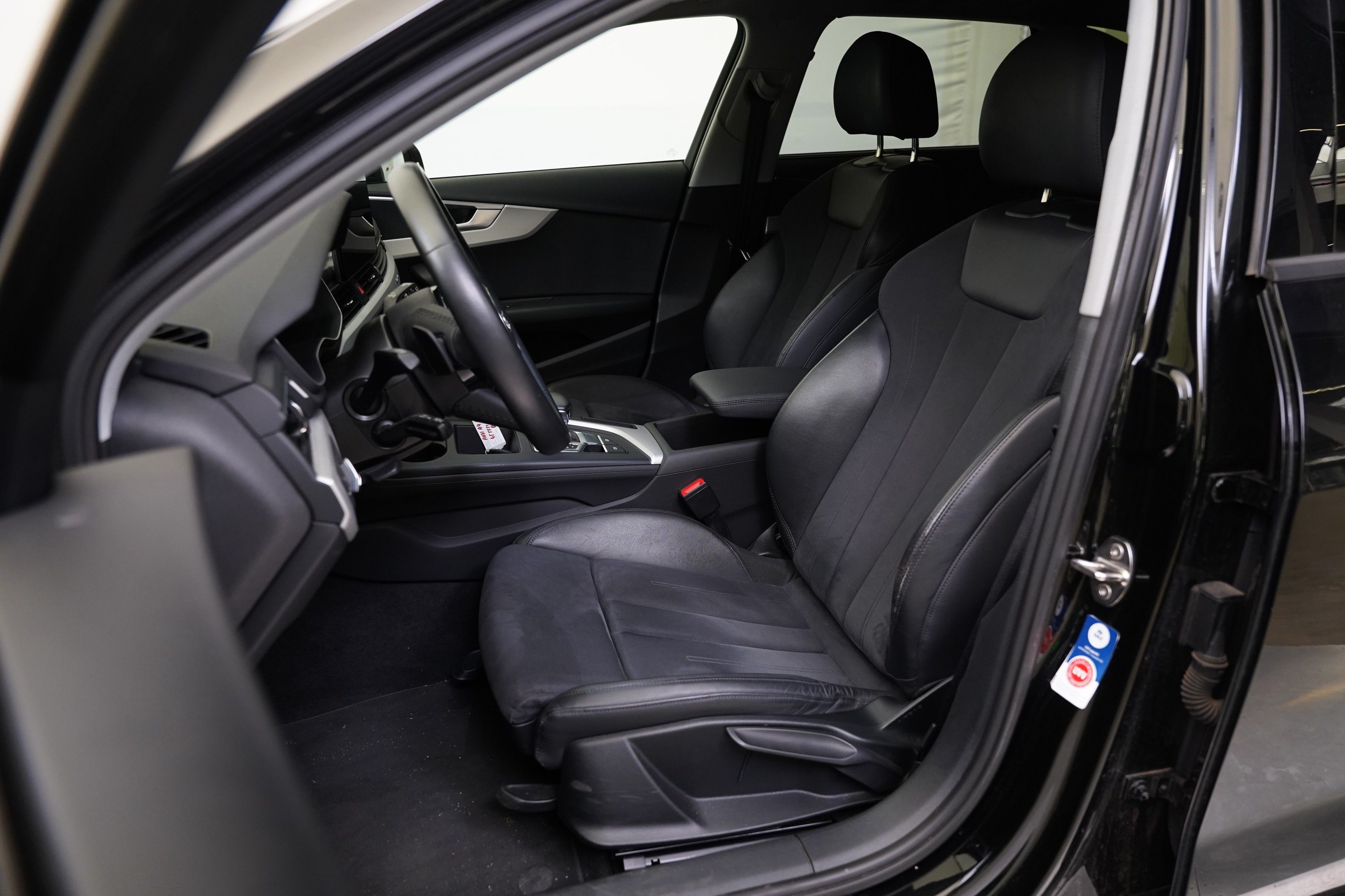 Audi A4, 45 TFSI  195 kW quattro S line - fotka 5