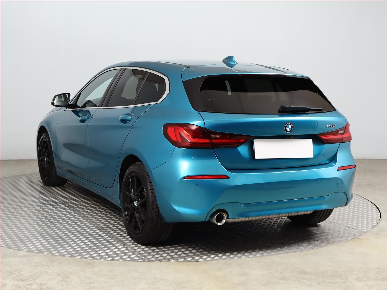 BMW Řada 1, 118i, Automat, Serv.kniha - fotka 4