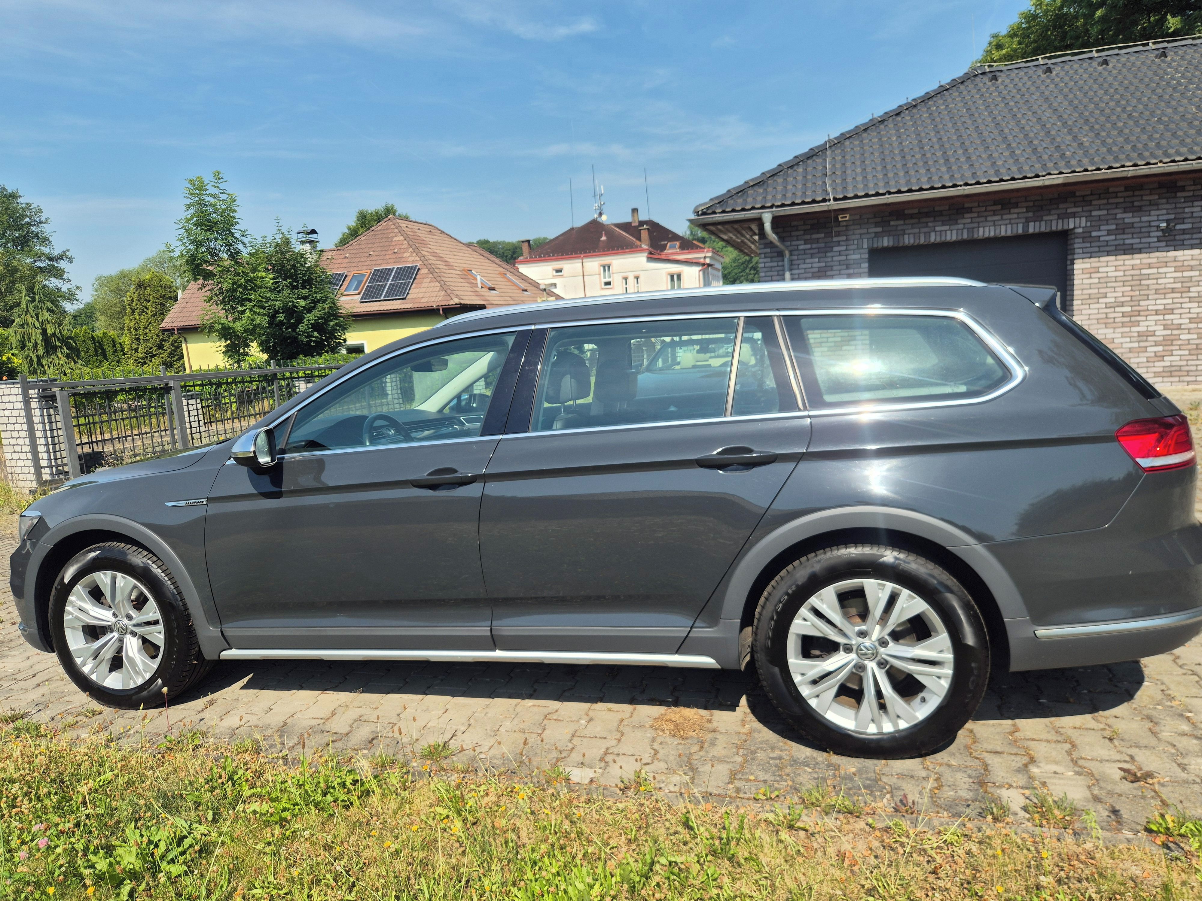 Volkswagen Passat, ALLTRACK  140 KW 2.0 TDI - fotka 6