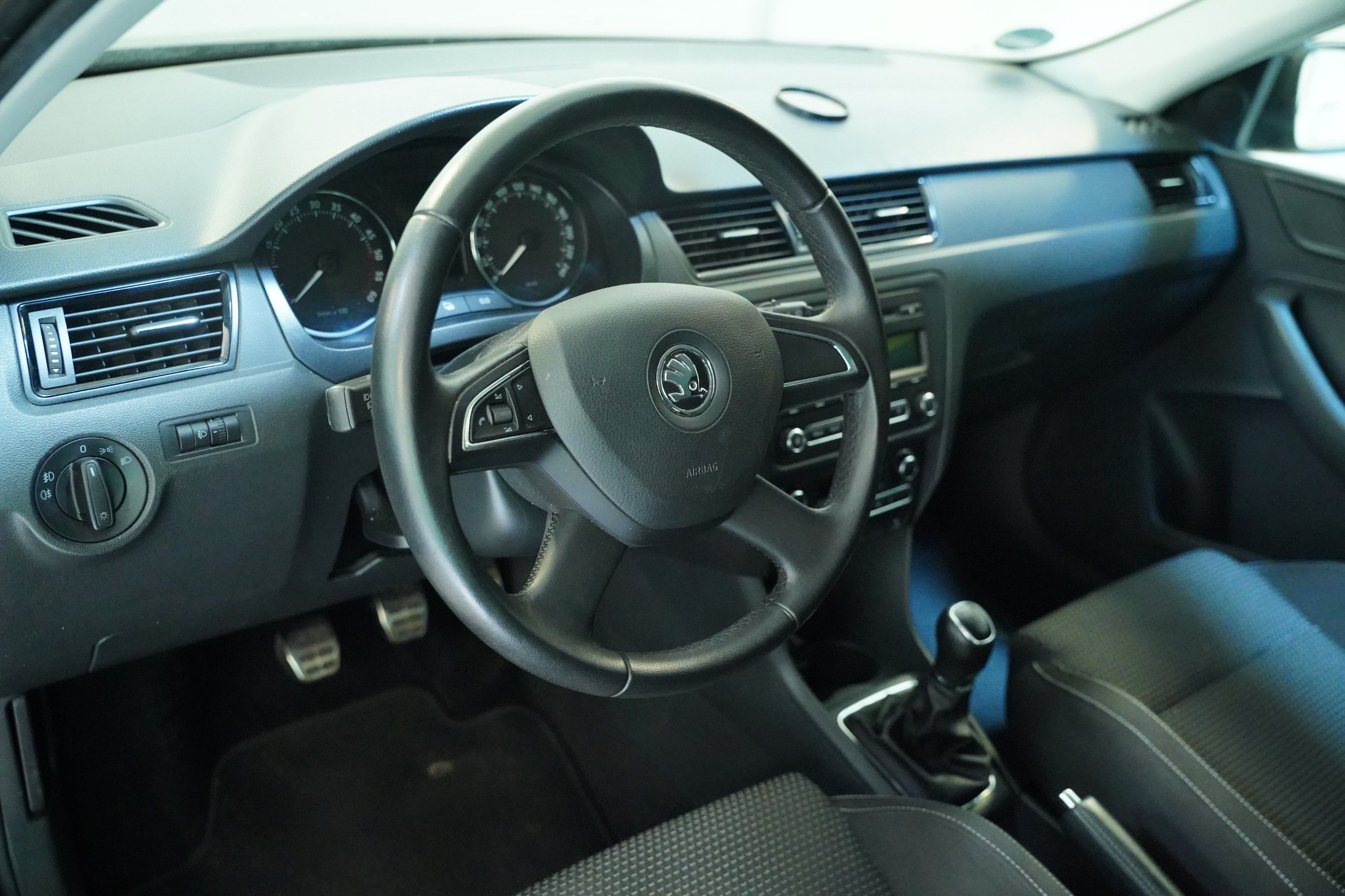 Škoda Rapid, 1.6 TDI 77 kW Ambition - fotka 5