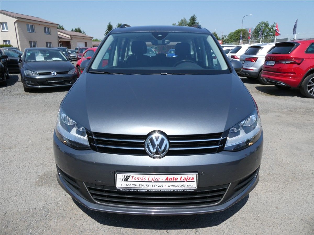 Volkswagen Sharan, 2,0 TDi 110kW webasto, 2x kola - fotka 2