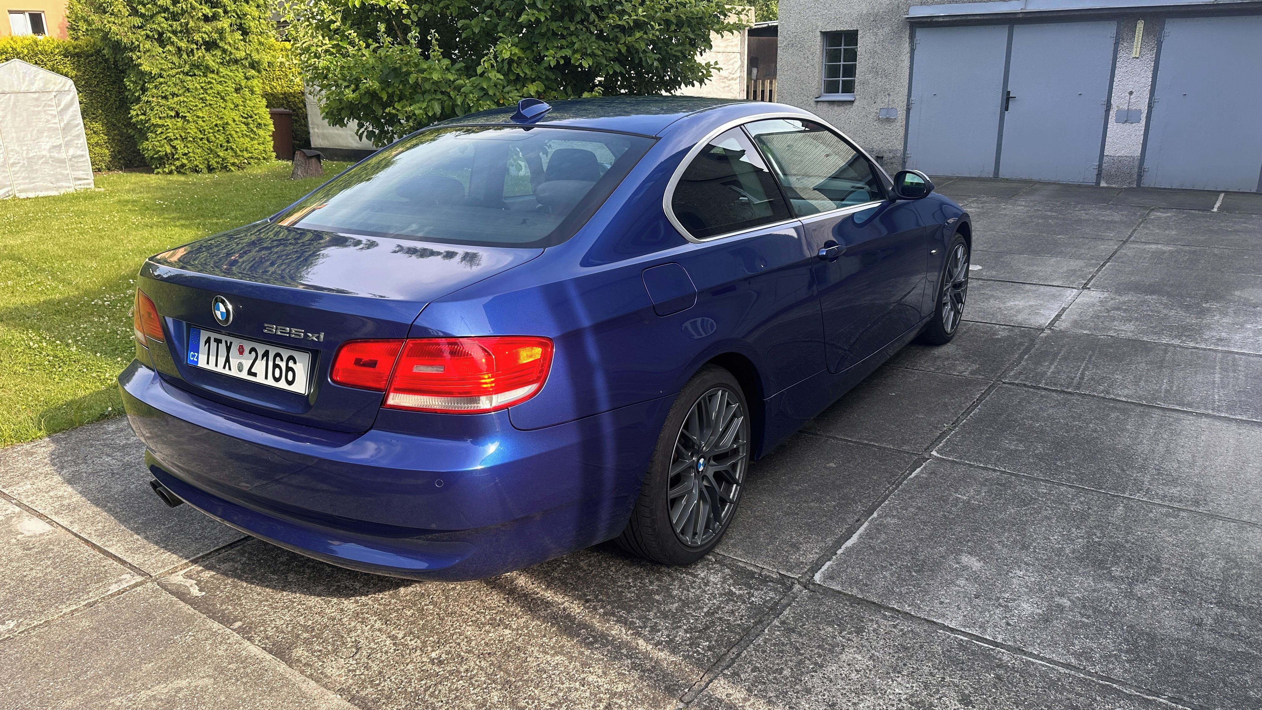 BMW Řada 3, BMW E92 325xi 160kW manual - fotka 6
