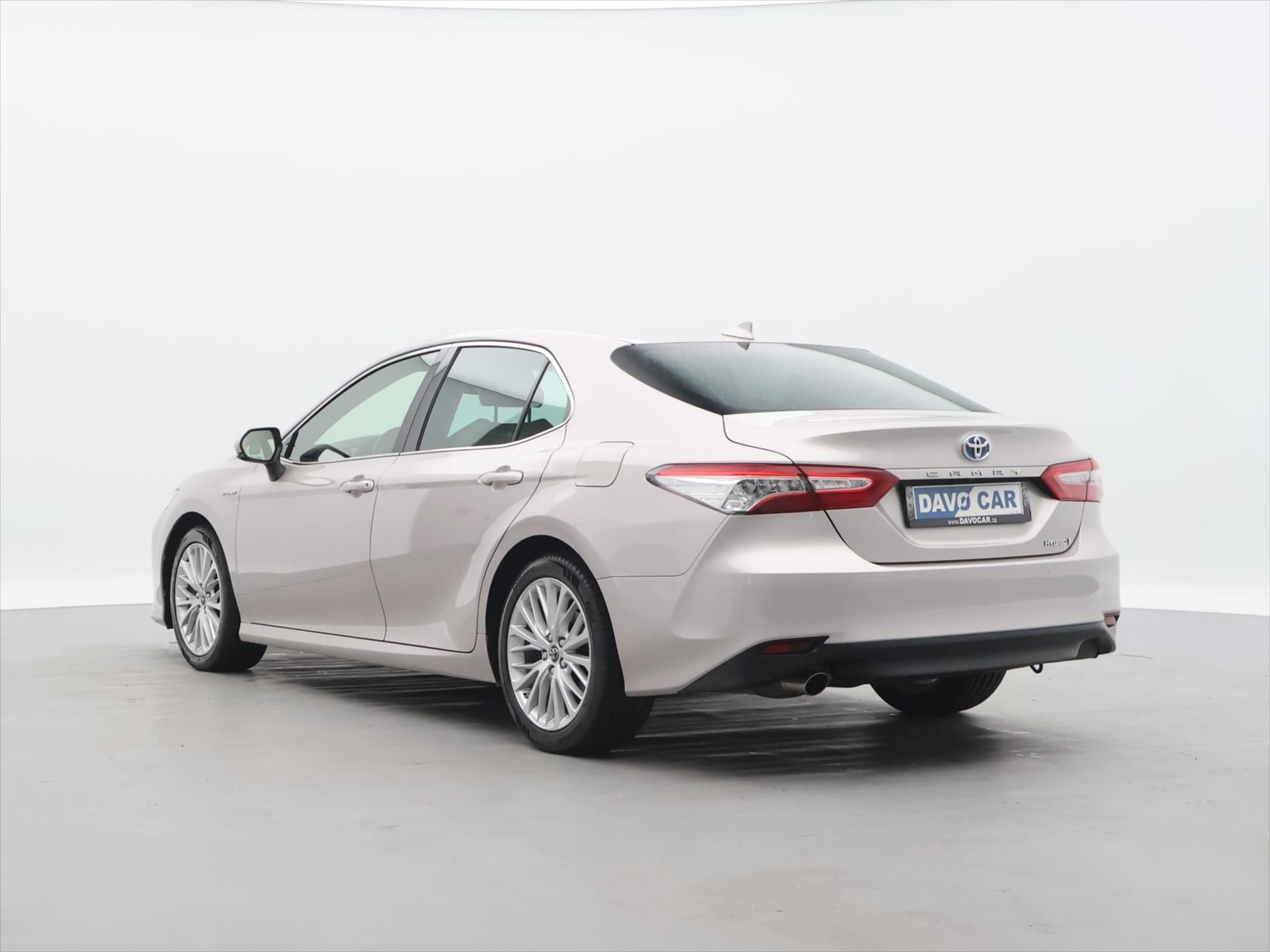 Toyota Camry, 2.5 Hybrid 131kW Executive CZ - fotka 5