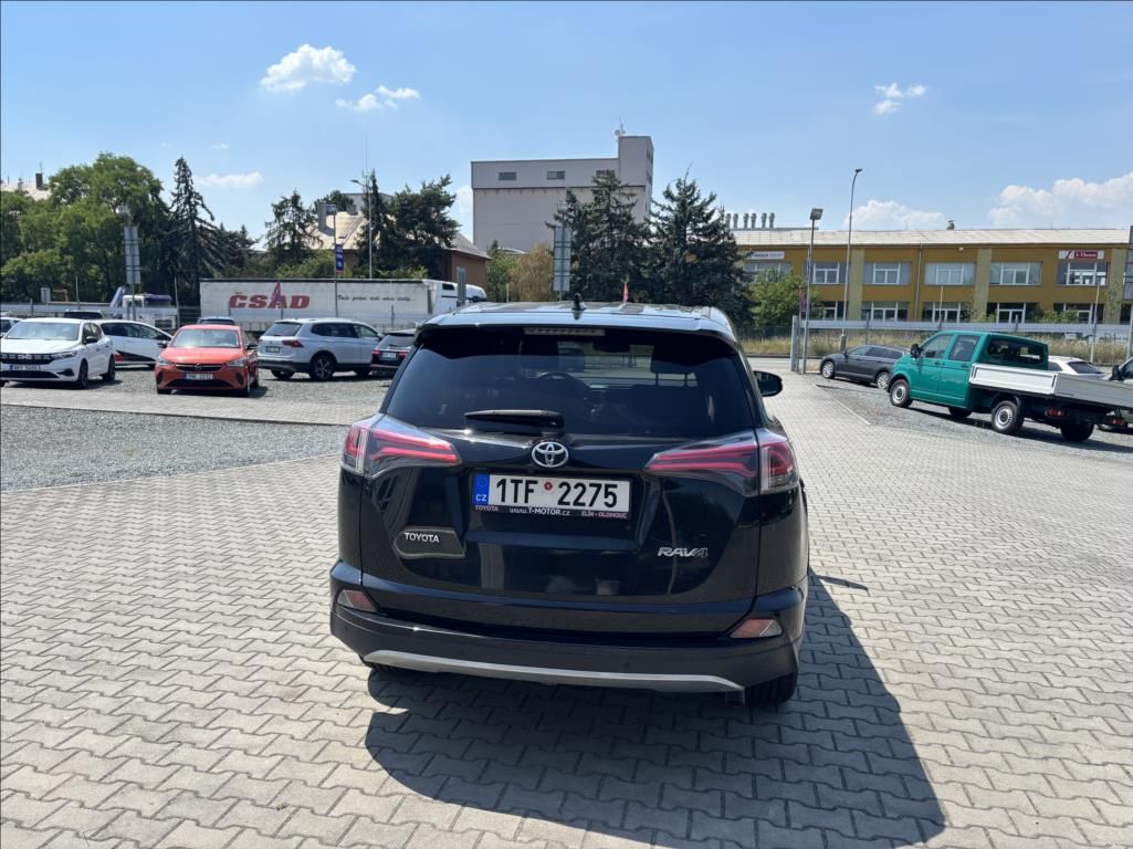 Toyota Rav4, 2,0 D-4D,ČR,1.MAJITEL - fotka 4