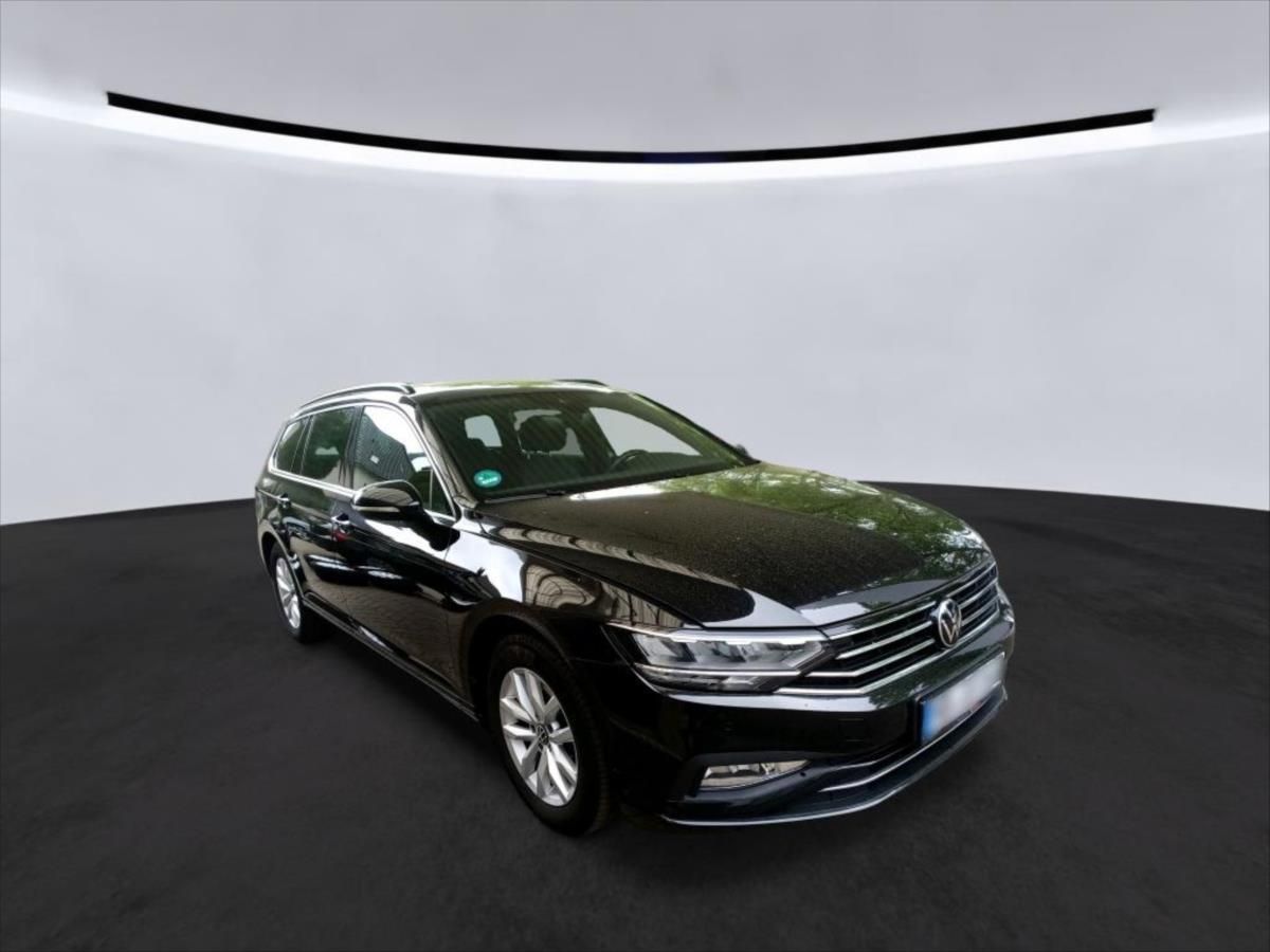 Volkswagen Passat, 2,0 PANORAMA,WEBASTO,TAŽNÉ - fotka 2
