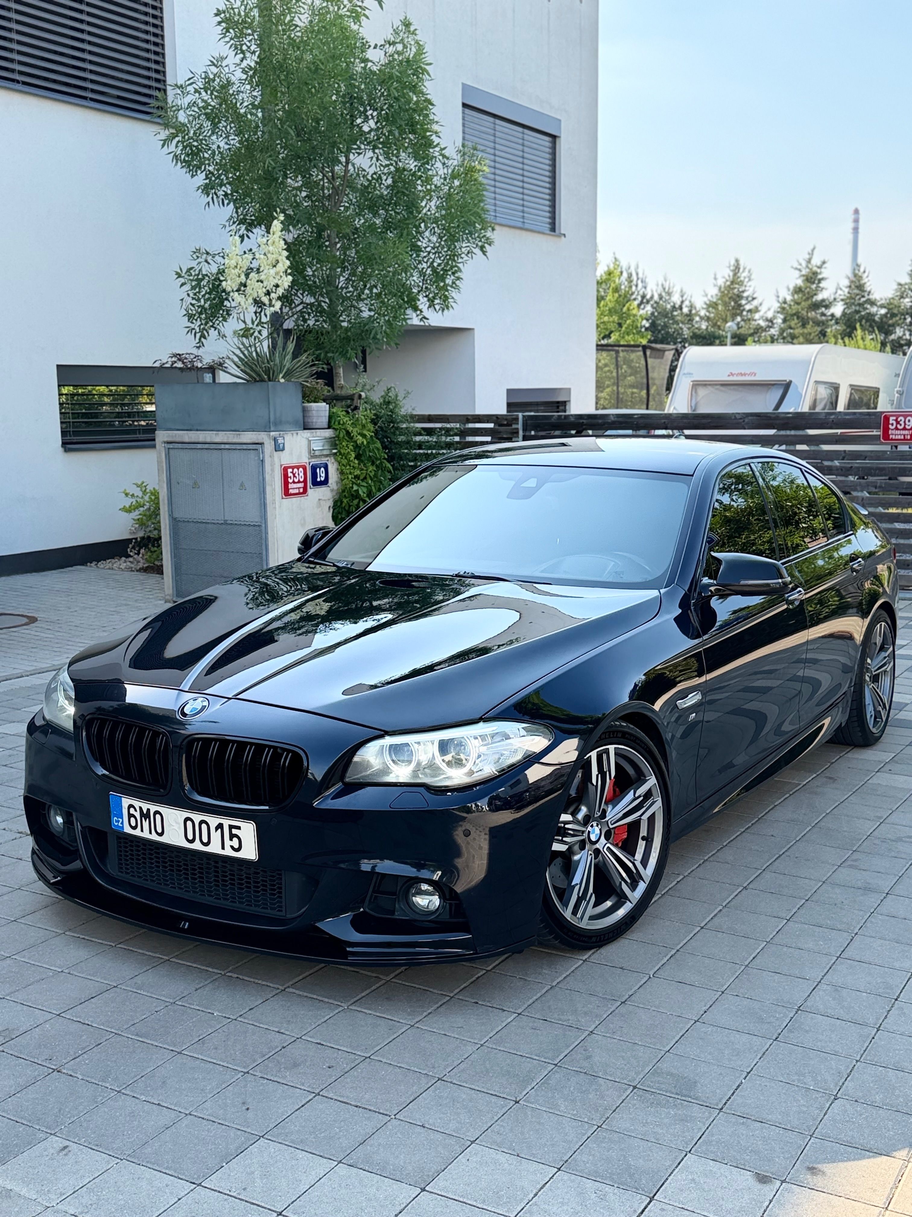 BMW Řada 5, BMW F10 530d M-Paket 2016