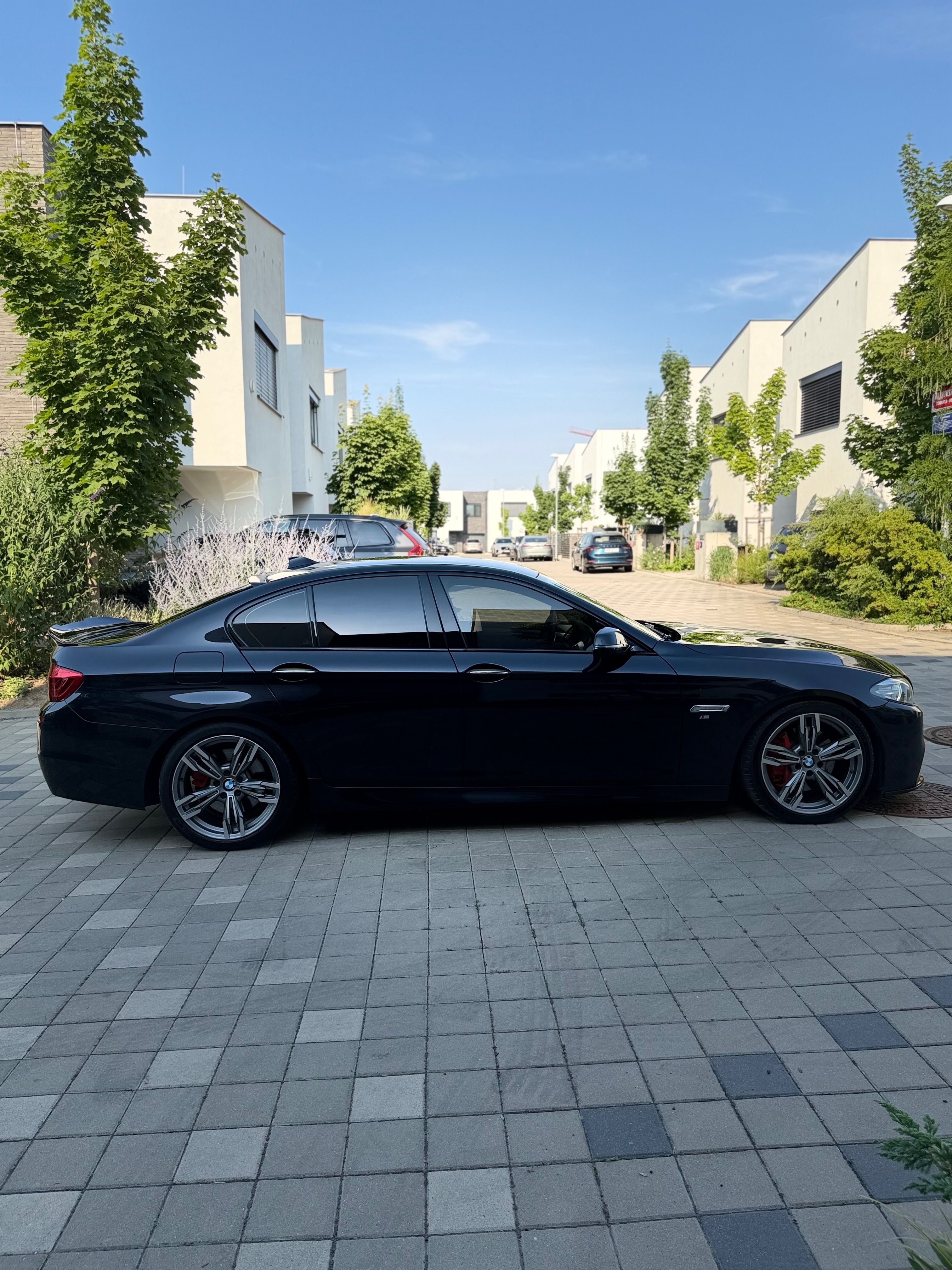 BMW Řada 5, BMW F10 530d M-Paket 2016 - fotka 6