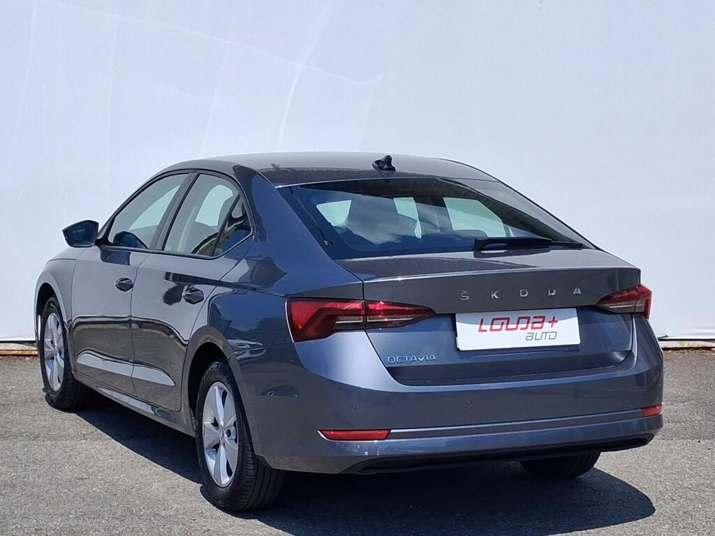 Škoda Octavia, Active 1.5 TSI 110 kW - fotka 6