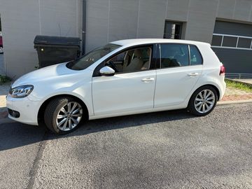 1.6 TDI 77kW, pěkný stav