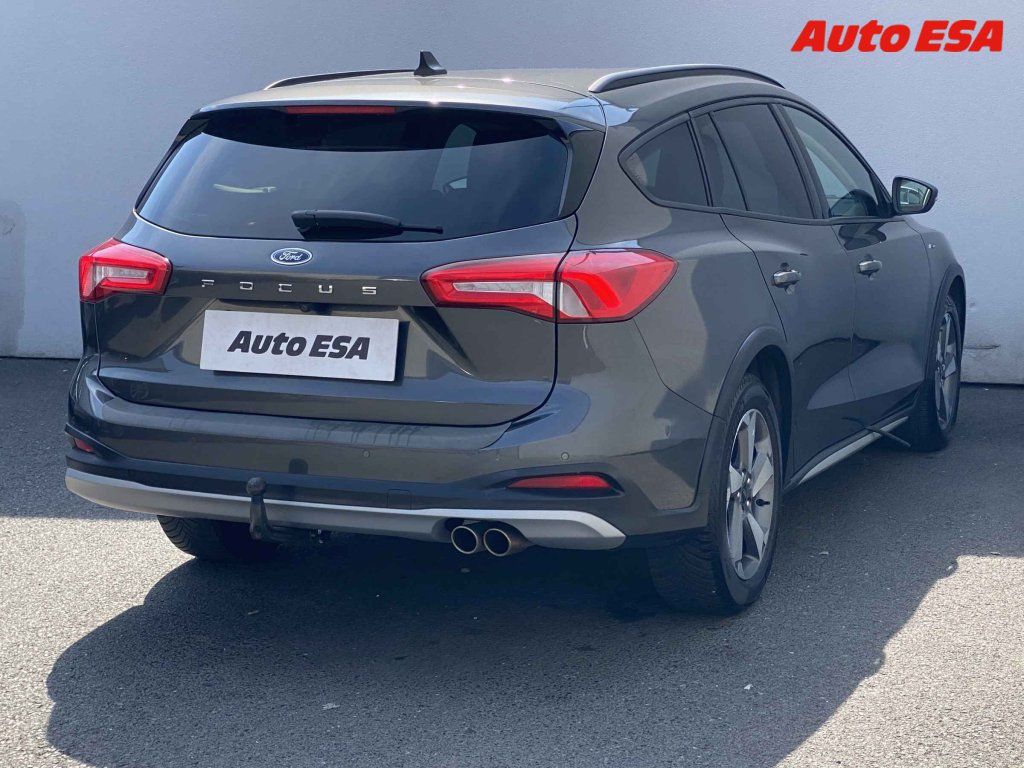 Ford Focus, 1.0i,Active,AT - fotka 4