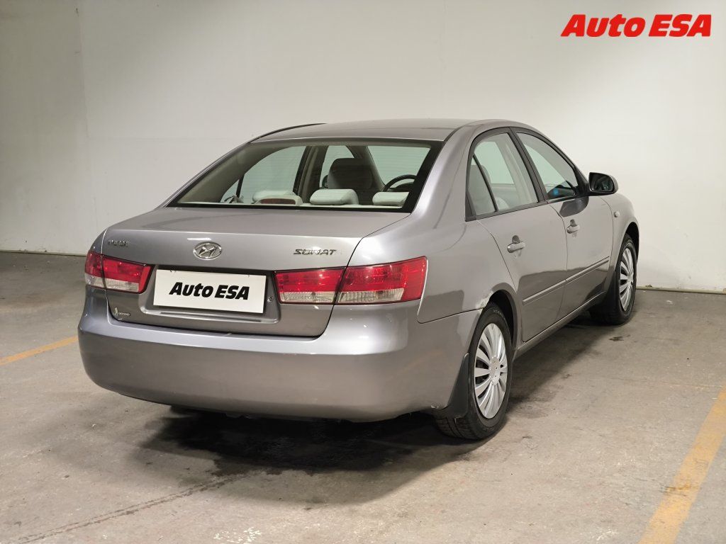 Hyundai Sonata, 2.4i - fotka 6