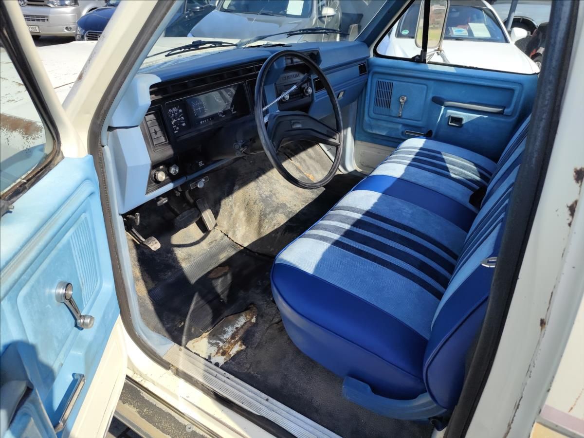 Ford, F350 CUSTOM 6.6L V8 1980 2WD P - fotka 3