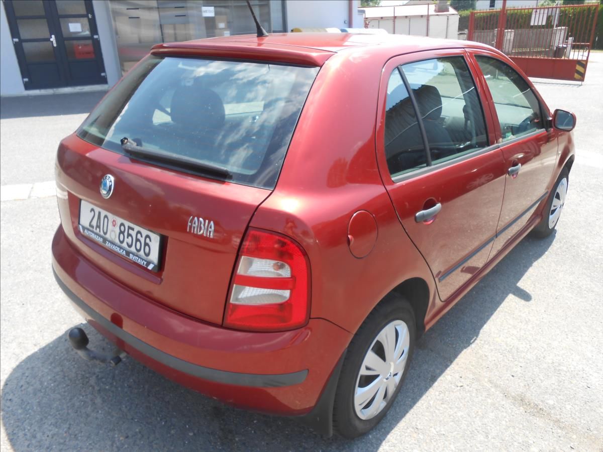 Škoda Fabia, 1,4 MPi 50Kw - fotka 6