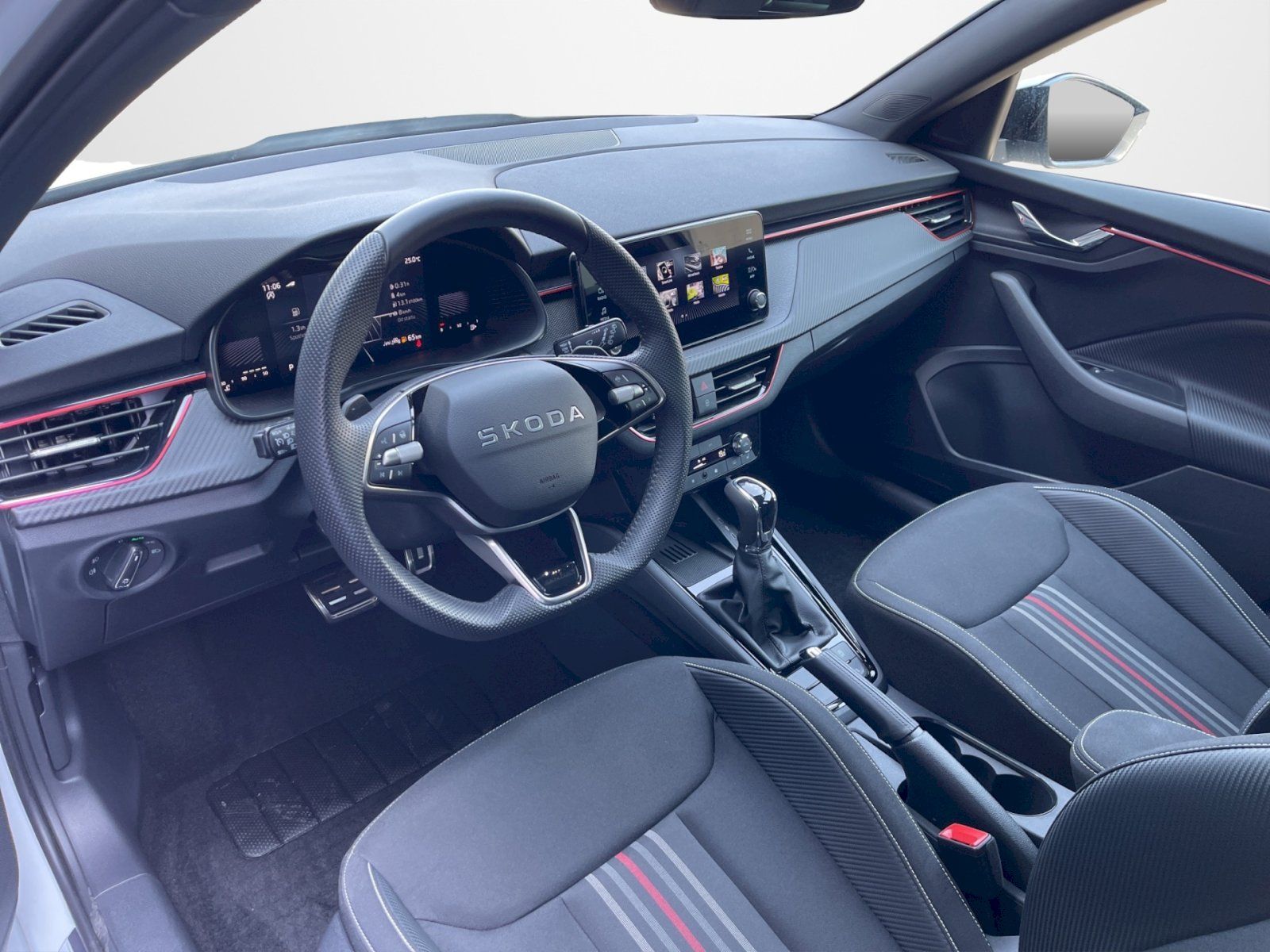Škoda Kamiq, 1.0 TSI 85 kW DSG Monte Carlo - fotka 5