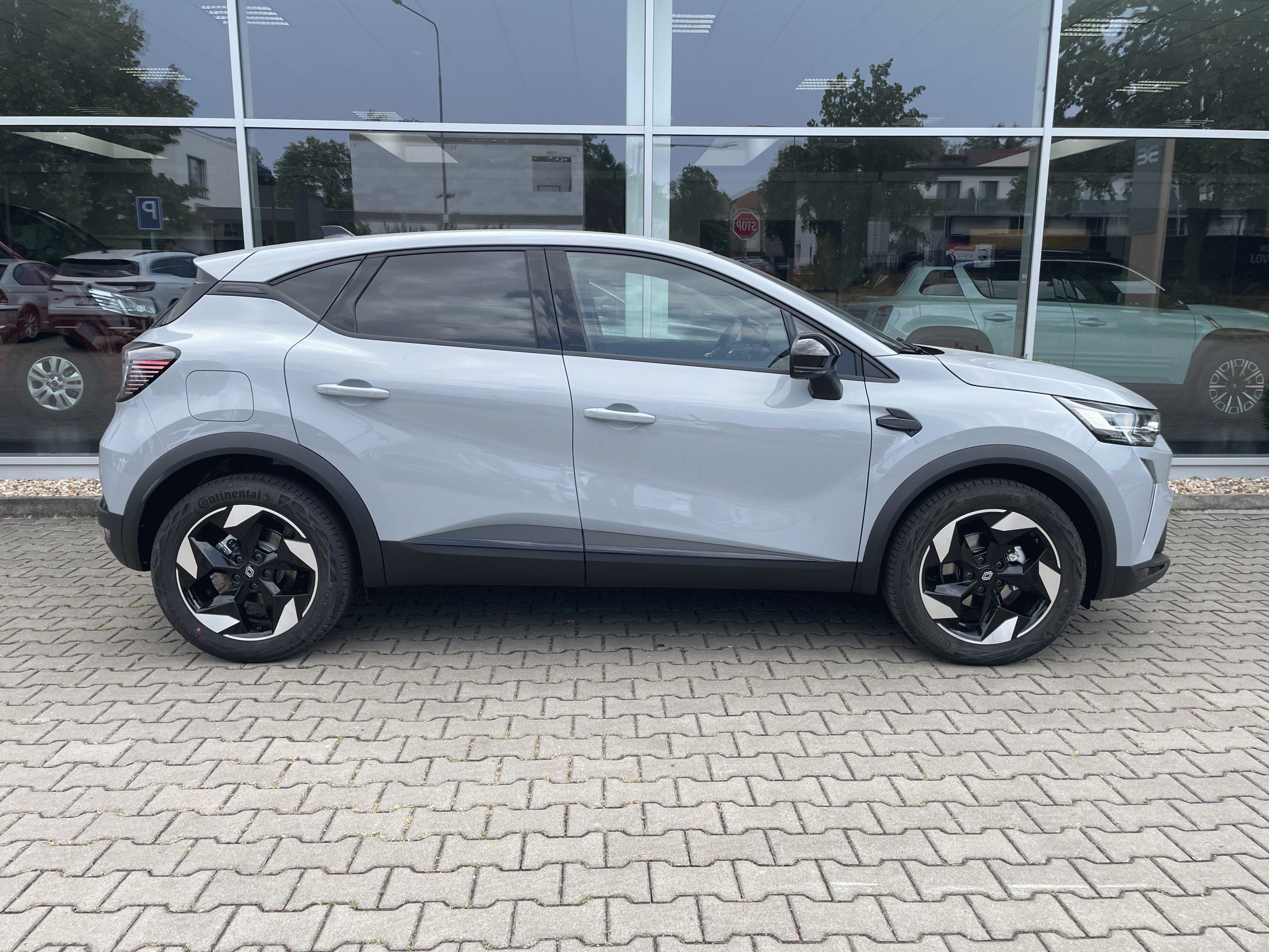 Renault Captur, TCe 90 Techno - fotka 3