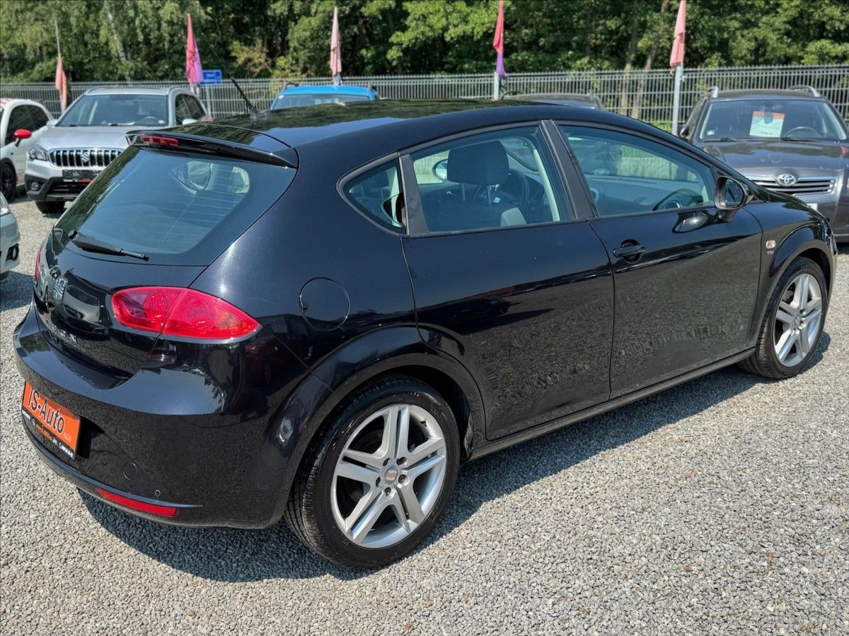 Seat Leon, 1,4 TSi NOVÉ ROZVODY - fotka 4