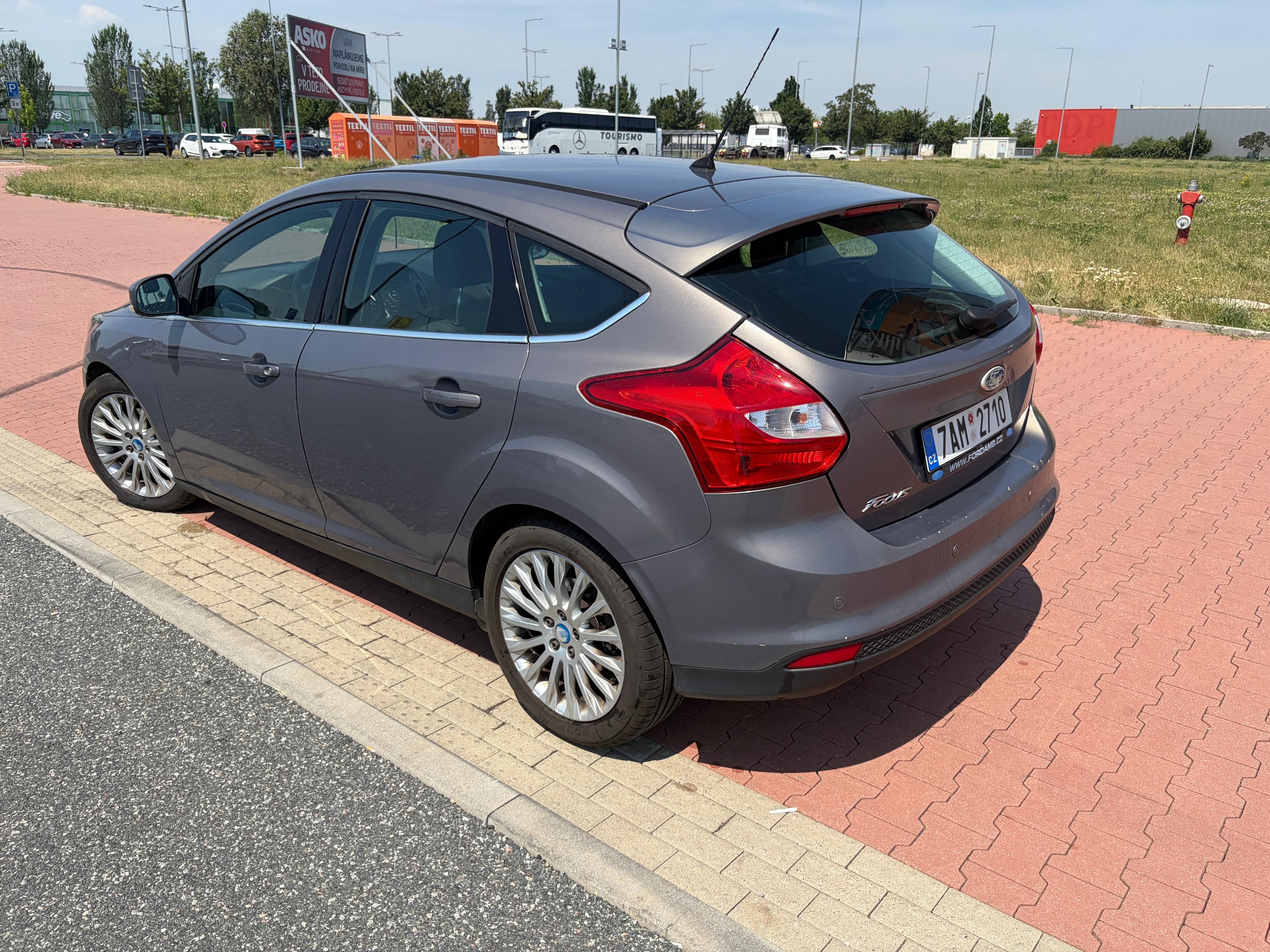 Ford Focus, 2.0 TDCi Automat po GO! - fotka 2