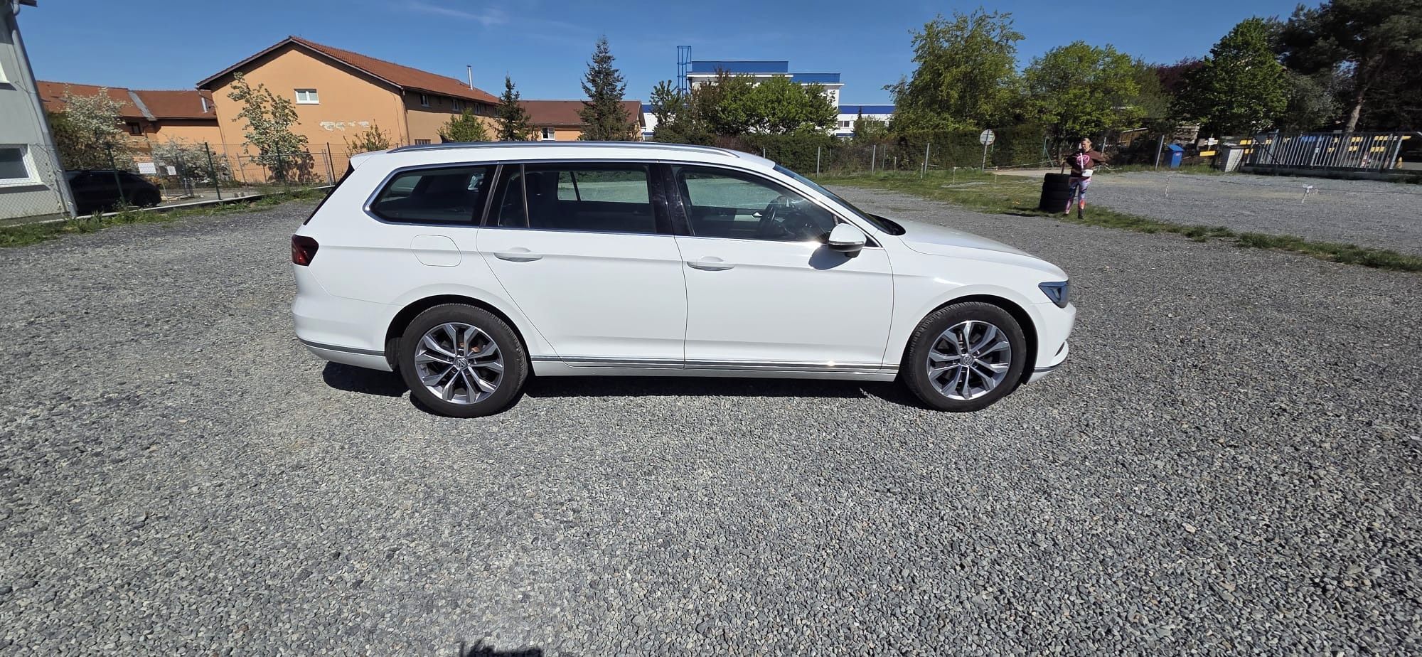 Volkswagen Passat, 2.0 TDI DSG NOVÉ V ČR - fotka 6