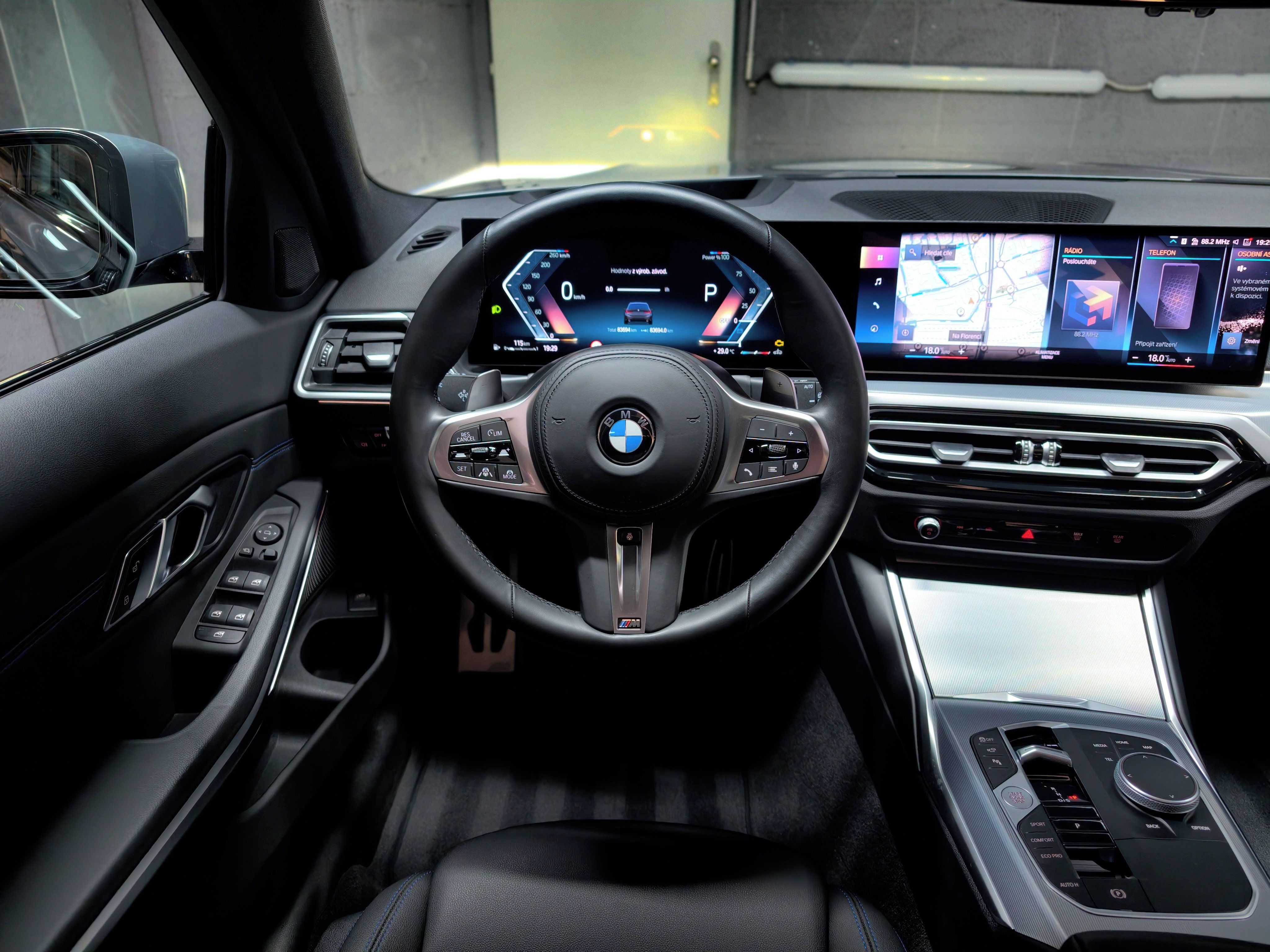 BMW Řada 3, 330dx M|4x4|LED|Pano|Tažné - fotka 4