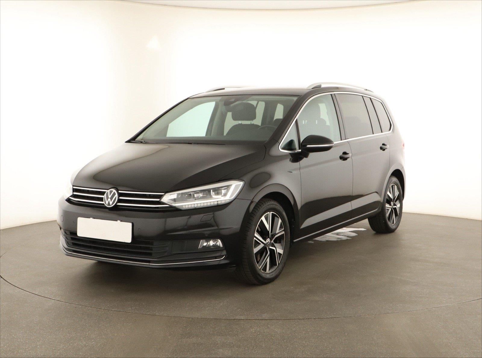 Volkswagen Touran, 2.0 TDI, Automat, 7 míst - fotka 2