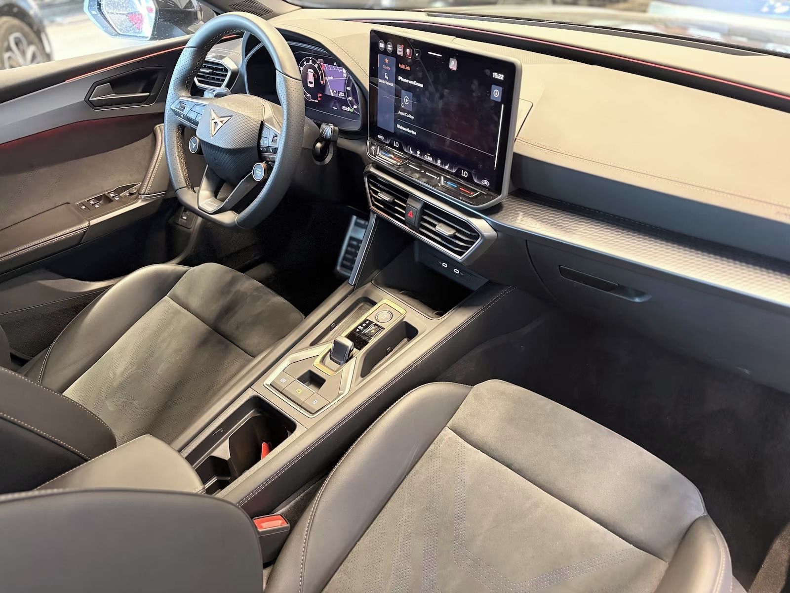 Cupra Leon, ST 2.0 TSI DSG 4Drive*Kamera* - fotka 6