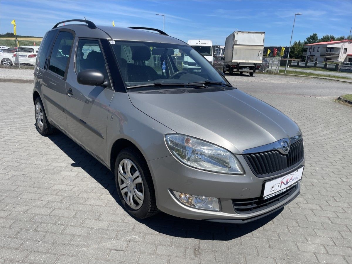 Škoda Roomster, 1,2 TSi 63kw Ambiente Klima ES - fotka 6