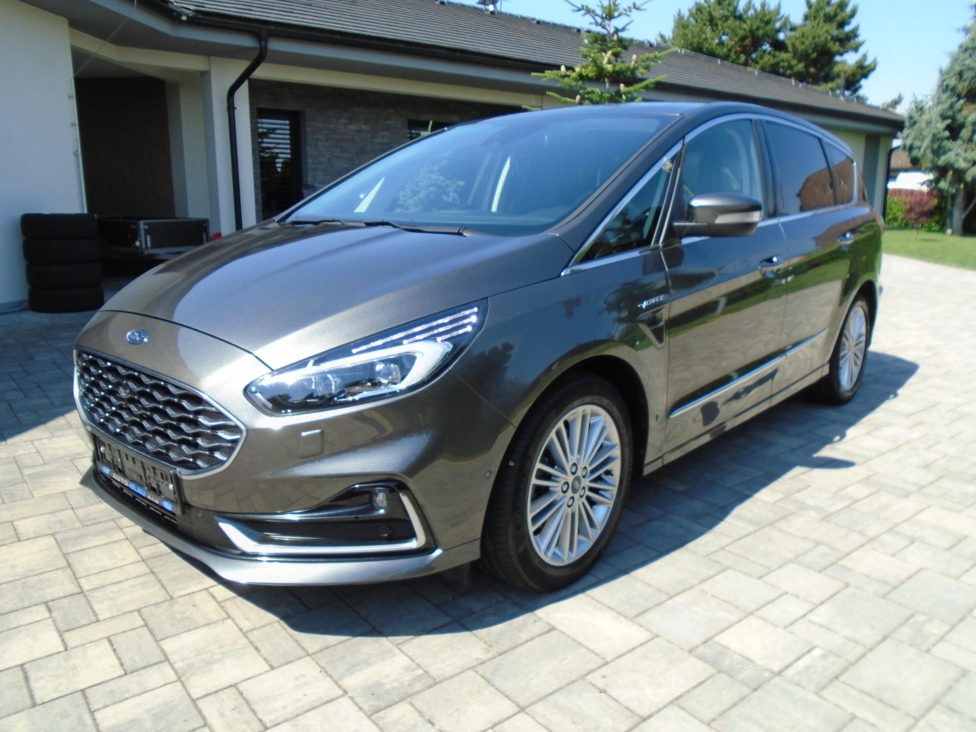 Ford S-MAX, 2.0 EcoBlue 140kW 8AT Vignale - fotka 2
