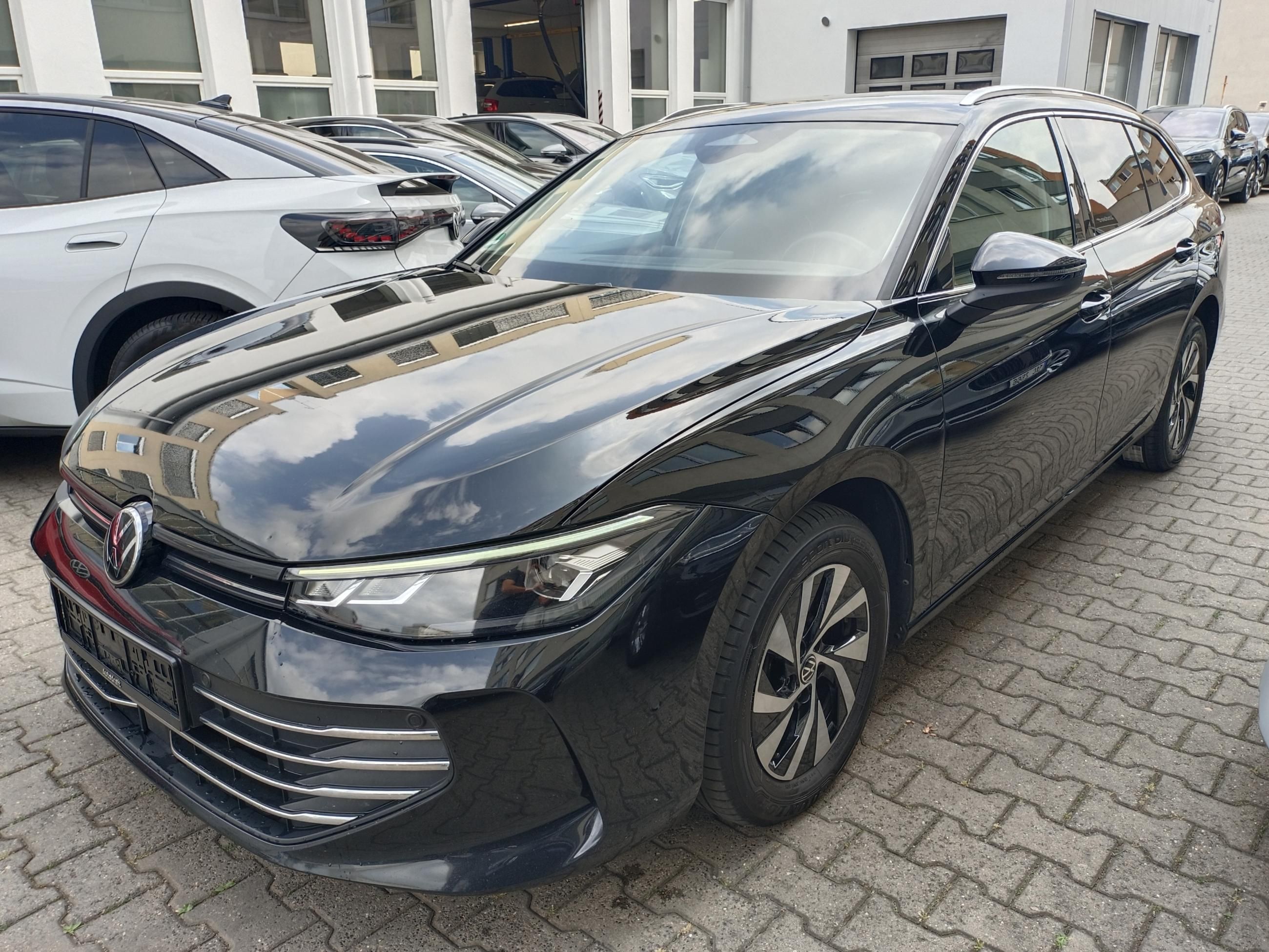 Volkswagen Passat Variant, 2.0 TDI 110kW DSG / ALU - fotka 3