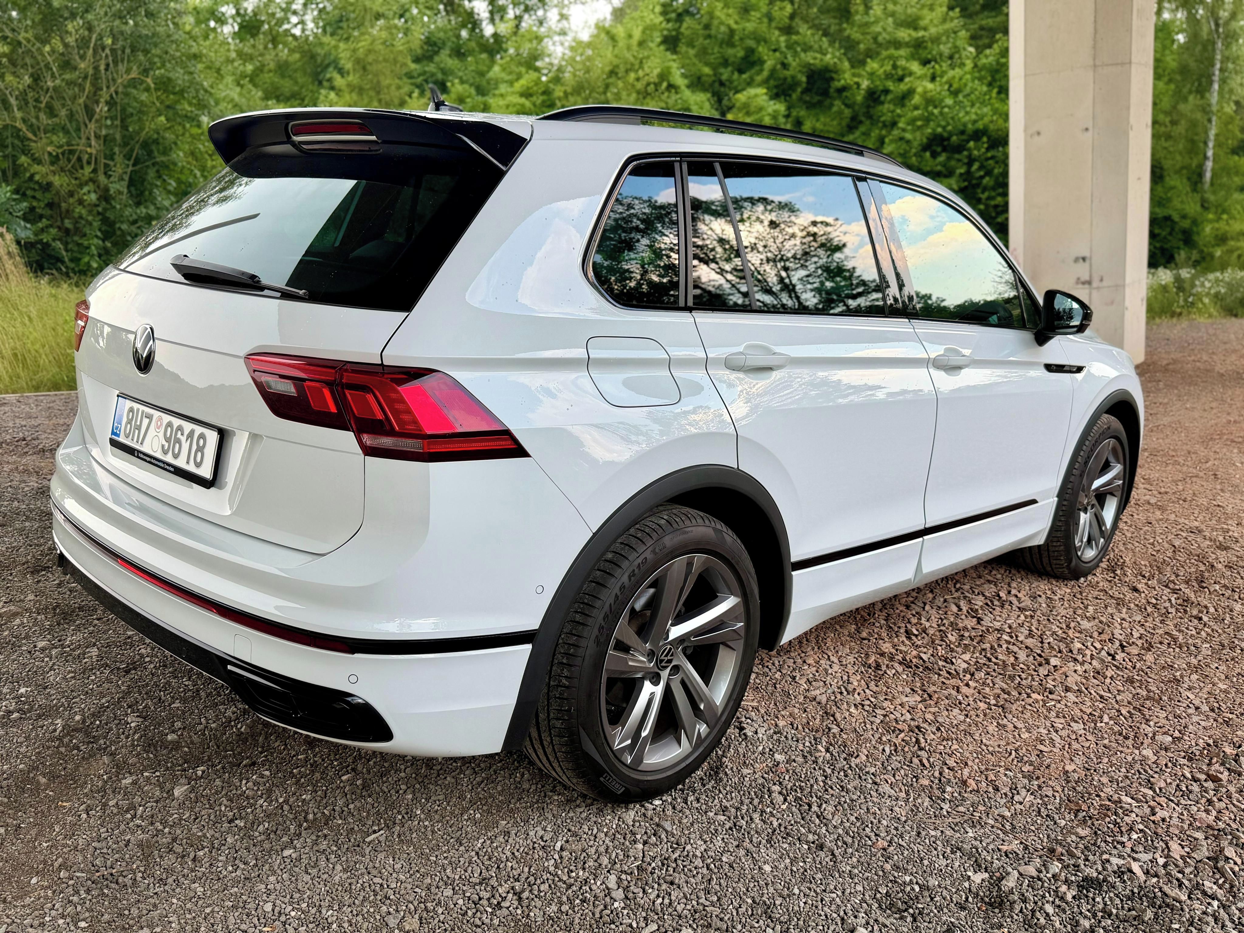 Volkswagen Tiguan, R-Line 2.0 TDI 110 kW DSG LED - fotka 5