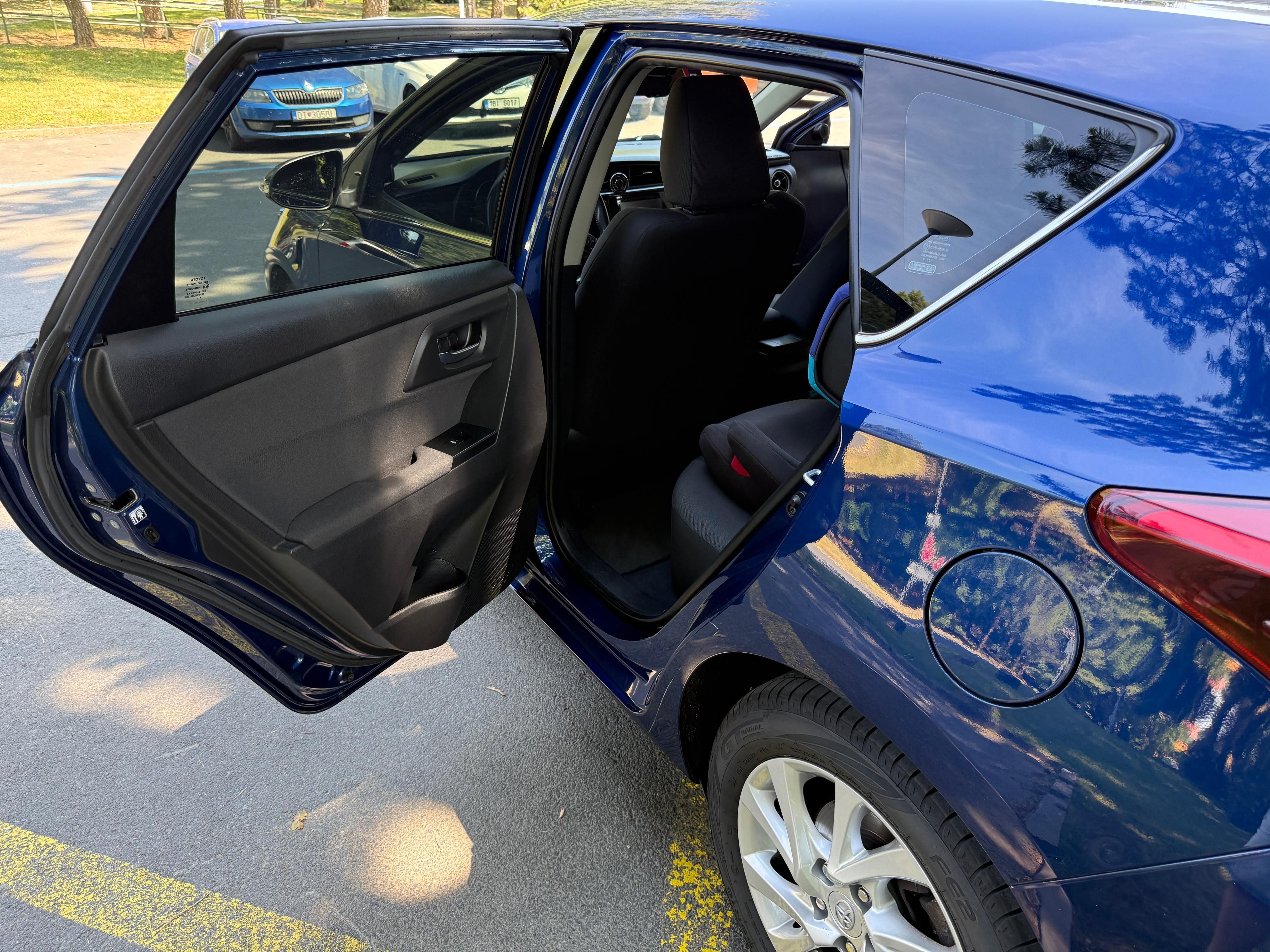 Toyota Auris, Toyota Auris 1.6 VVTI 97 kw - fotka 3