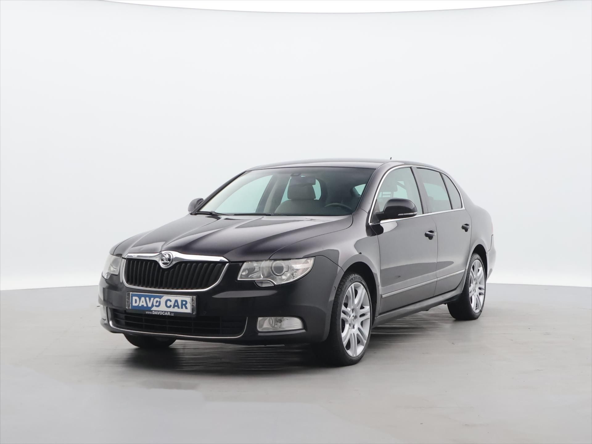 Škoda Superb, 3,6 FSI 191kW Exclusive 1.Maj - fotka 3