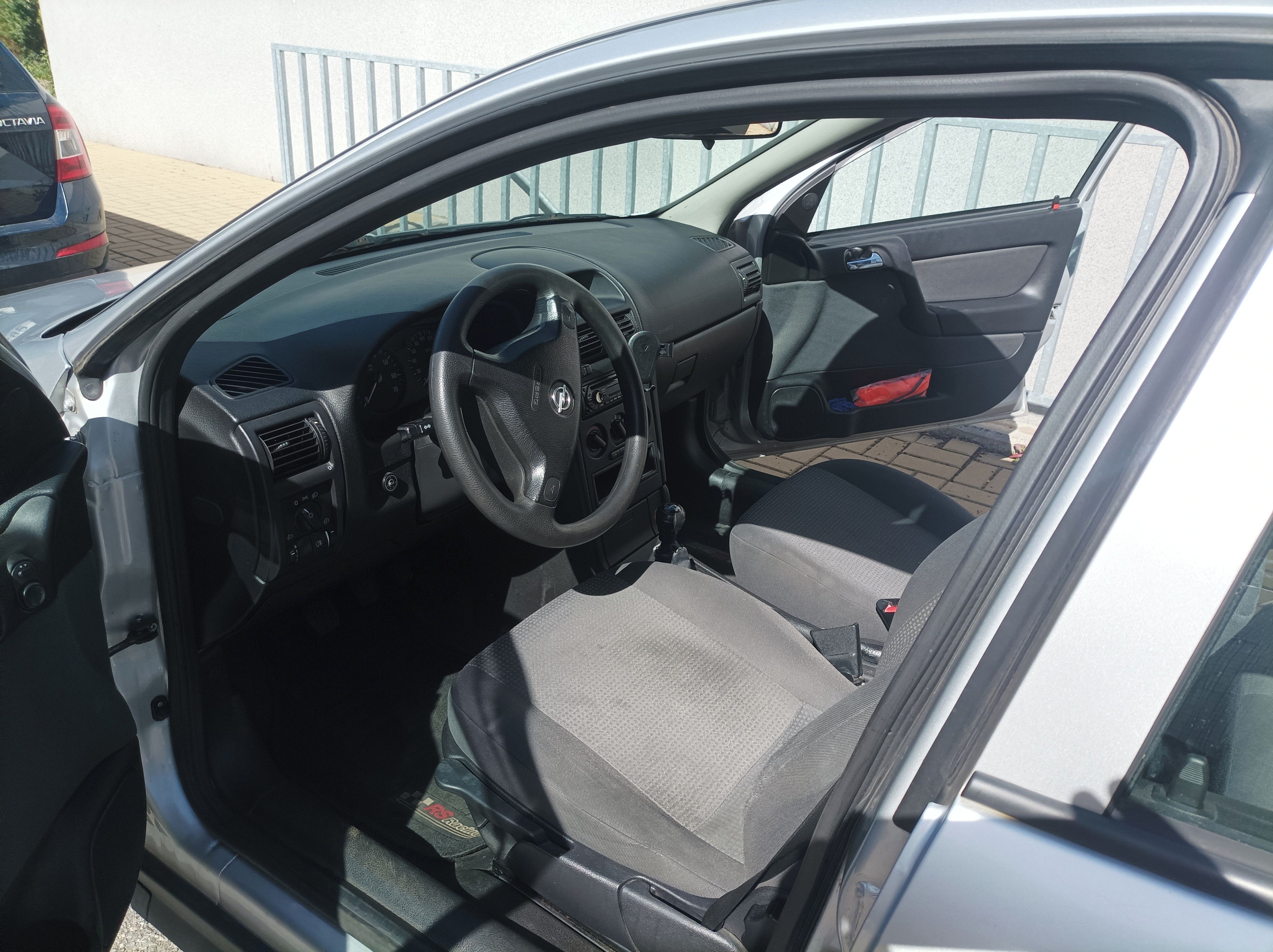 Opel Astra, typ G ; 1,4+LPG - fotka 4
