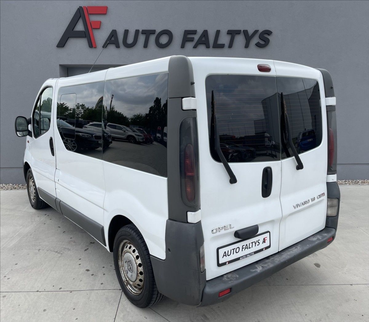 Opel Vivaro, 1,9 DCi 74KW 9.MÍST - fotka 5