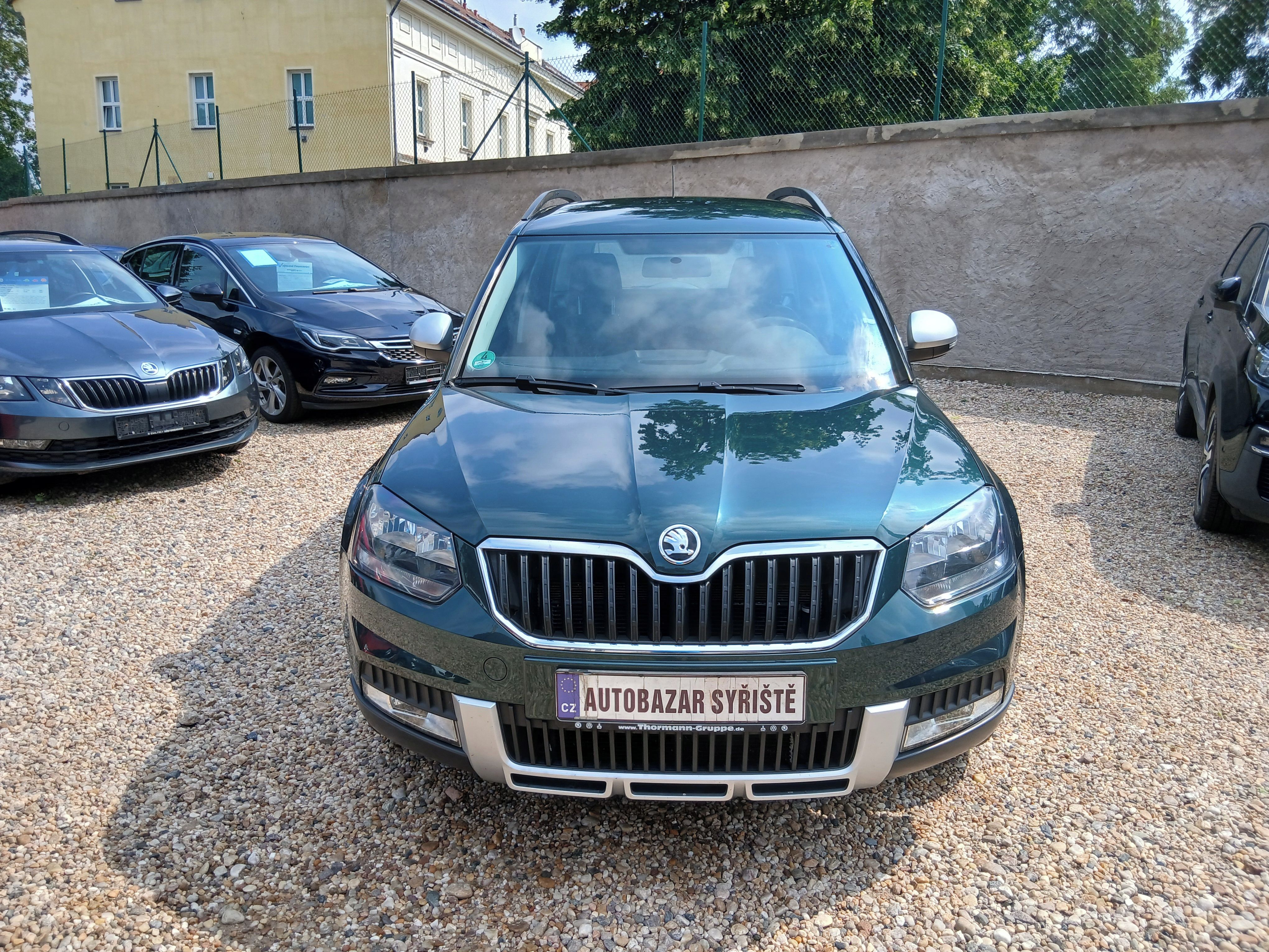 Škoda Yeti, 2.0TDi 81KW 4x4 S.Kniha 1xMaj - fotka 2