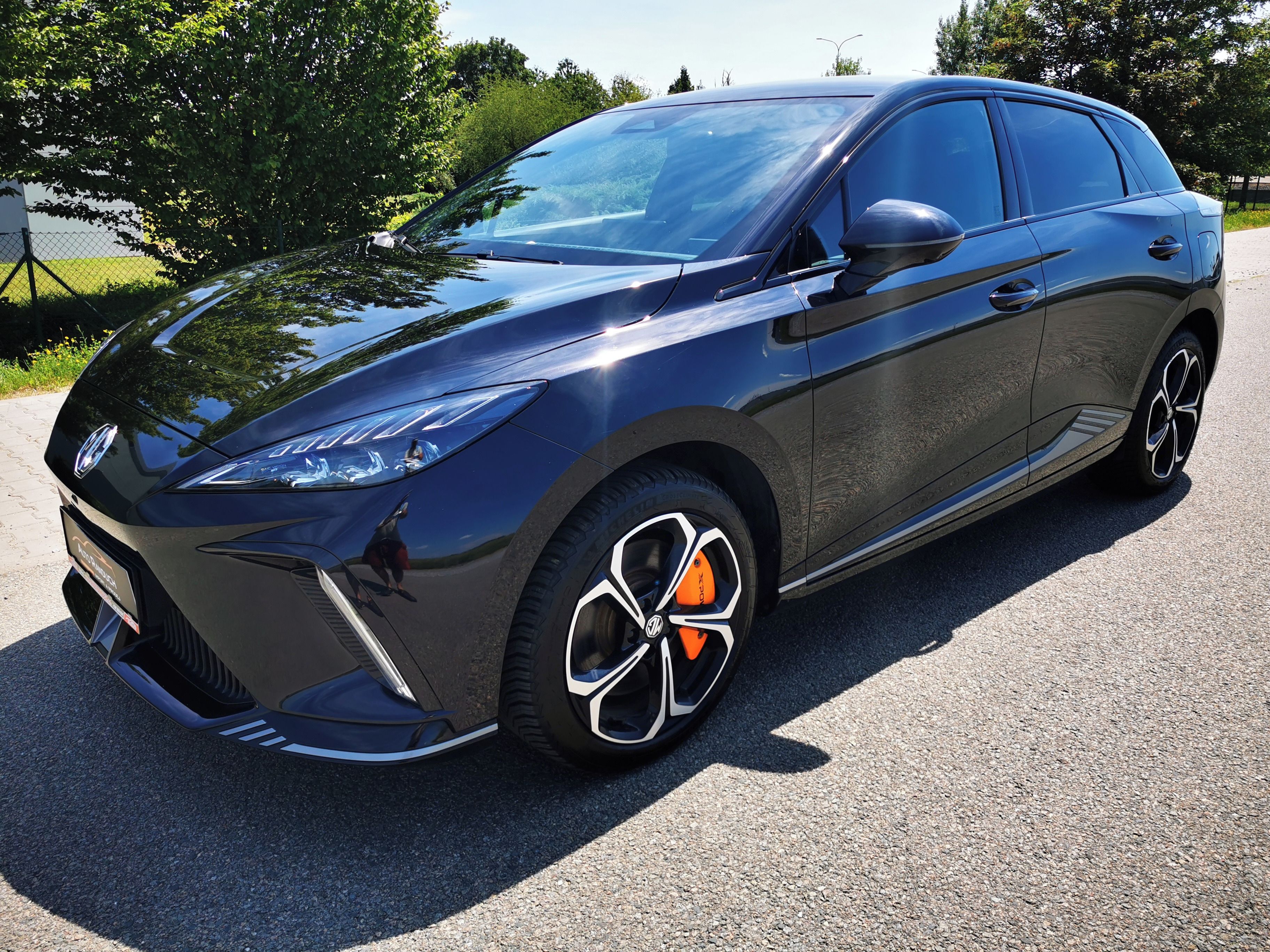 MG MG4, X- POWER 320kw Super Stav