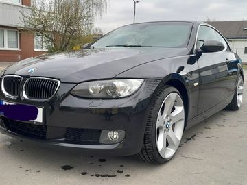 E93 330d nové rozvody krasavec
