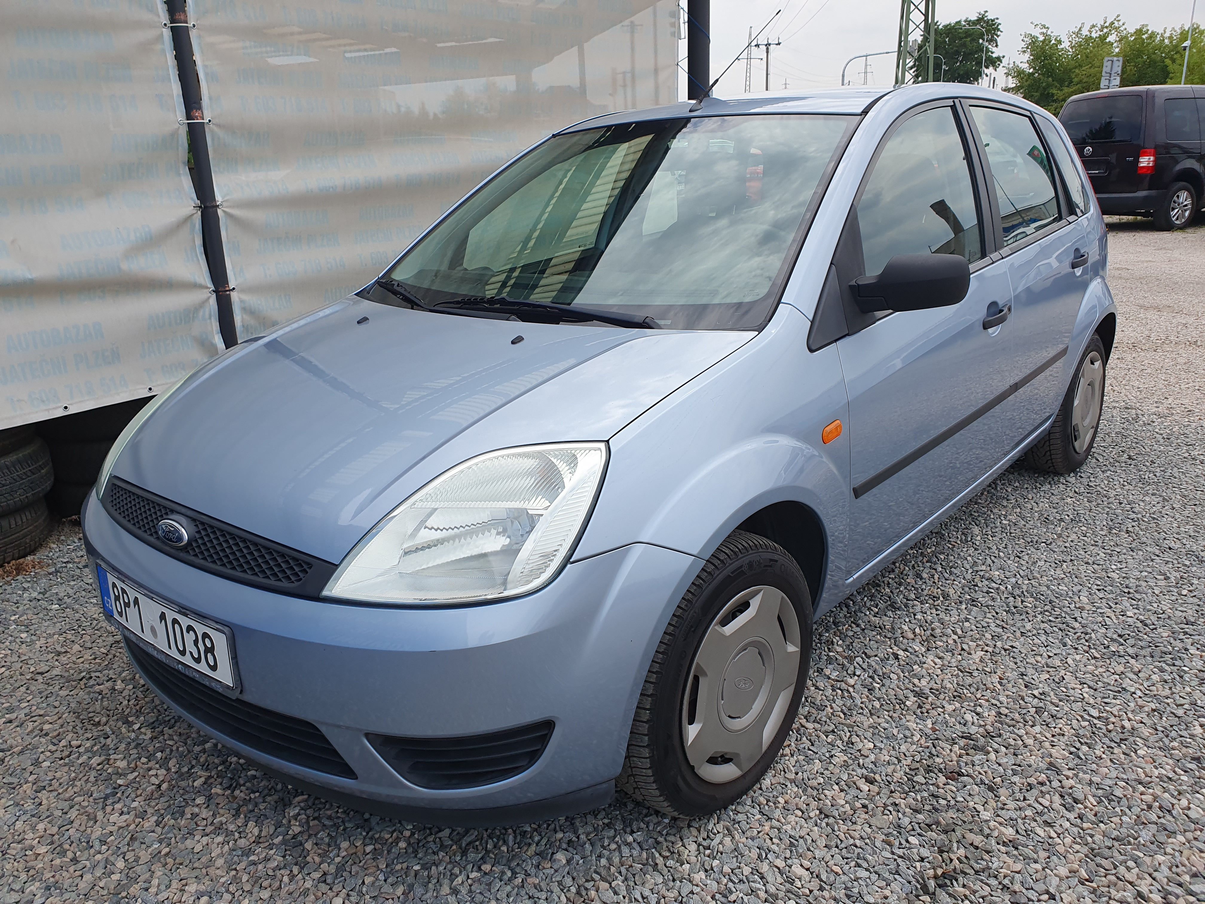 Ford Fiesta, 1.4 í 59 KW - fotka 5