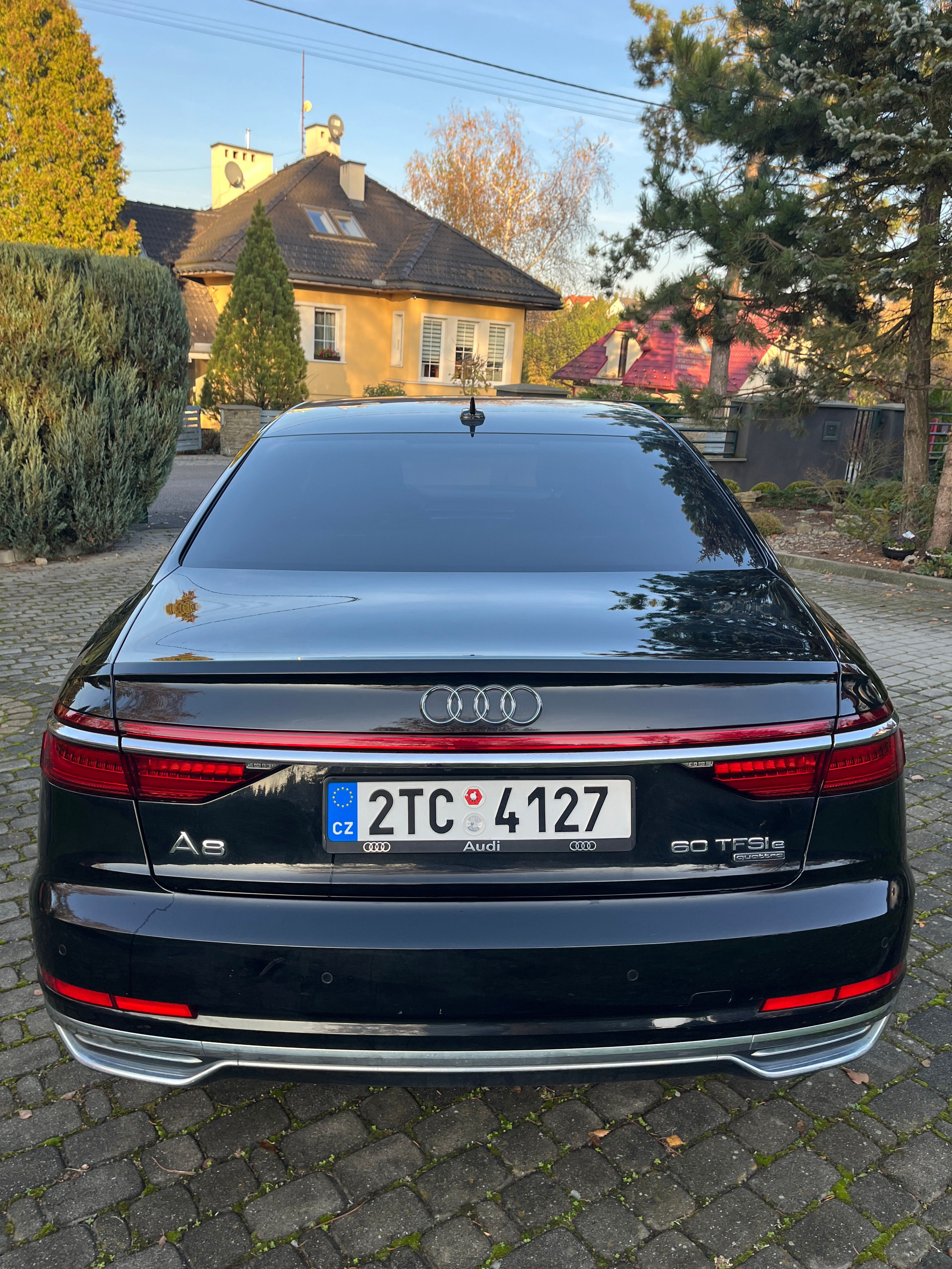 Audi A8, PHEV 60 TFSI eQuatro DPH - fotka 4