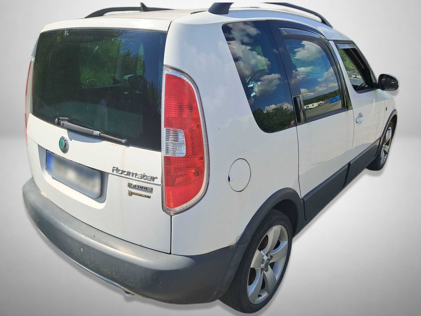 Škoda Roomster, 1.2 TSI, Scout, ČR,1.maj - fotka 2