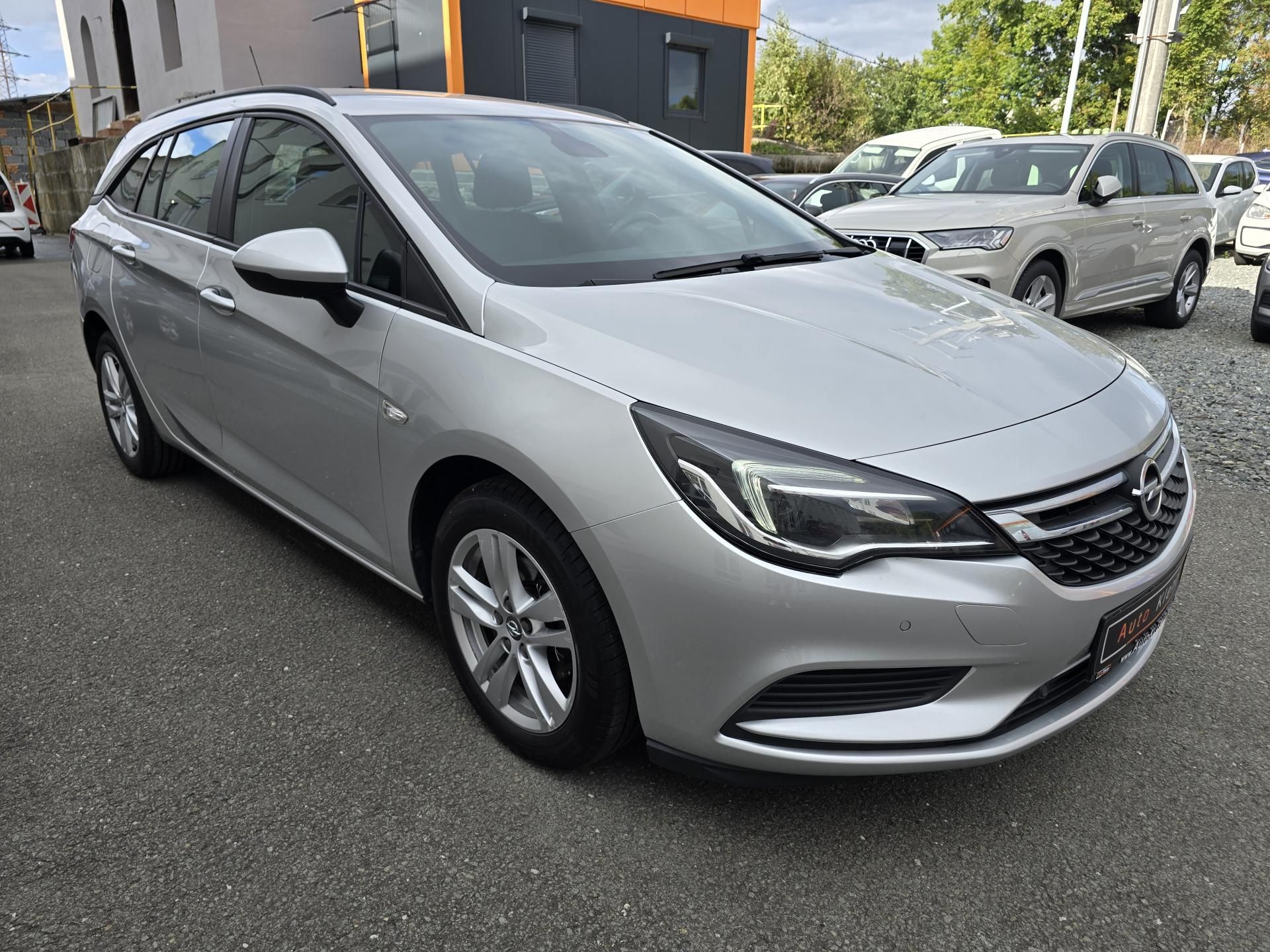 Opel Astra, 1.6CDTI 81kW ENJOY DIGIKLIMA - fotka 2