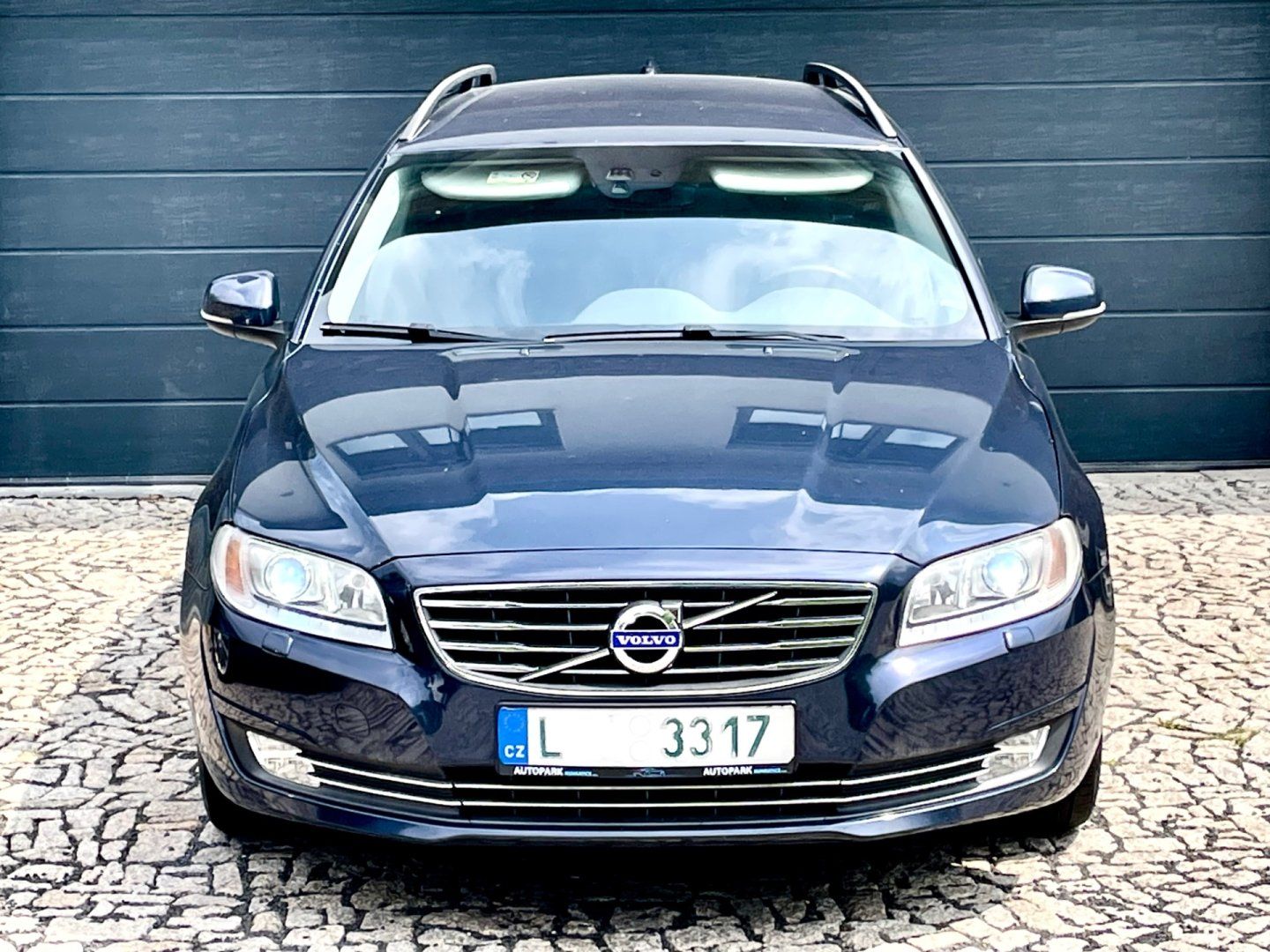 Volvo V70, 2.0 D4 Momentum - fotka 3