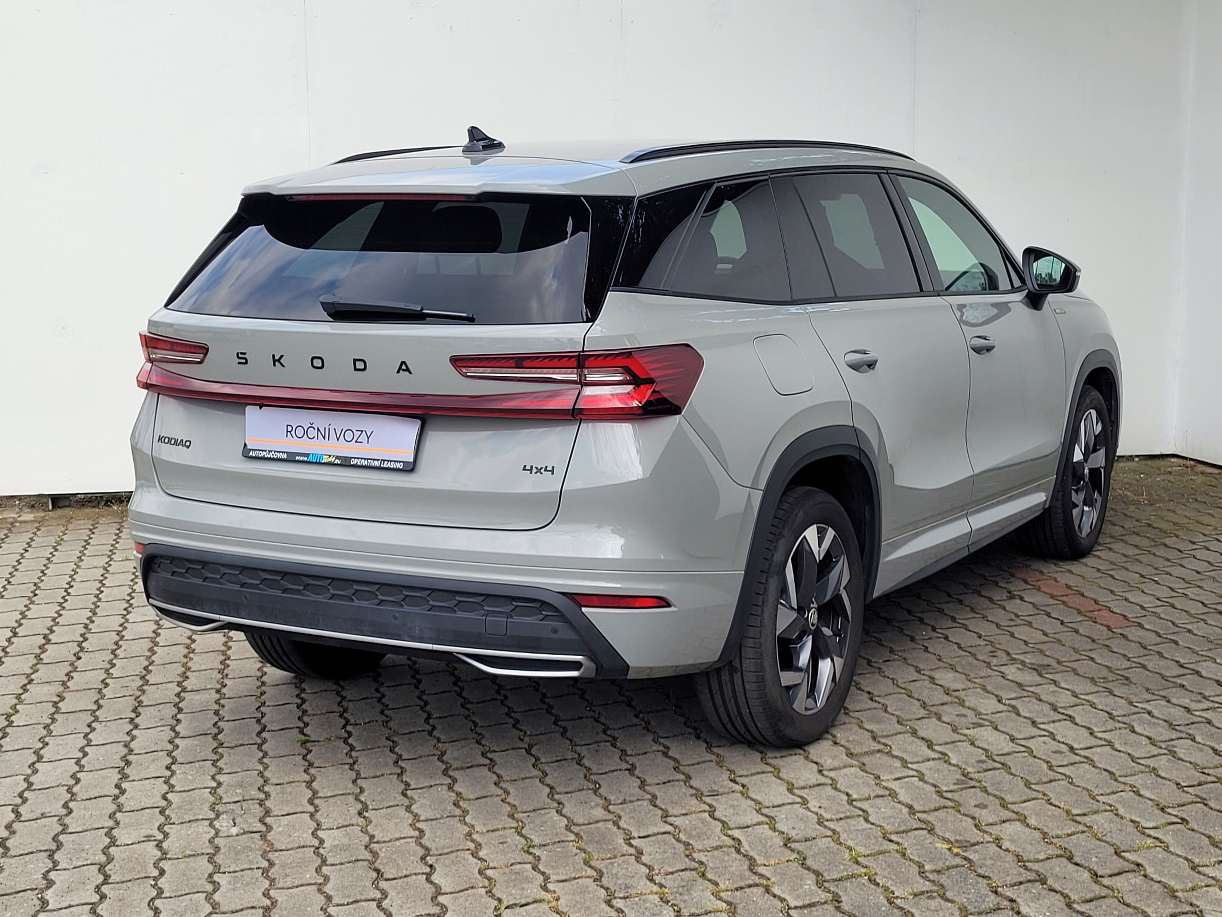 Škoda Kodiaq, Sportline 2.0TDI 142kW 4x4 DSG - fotka 5
