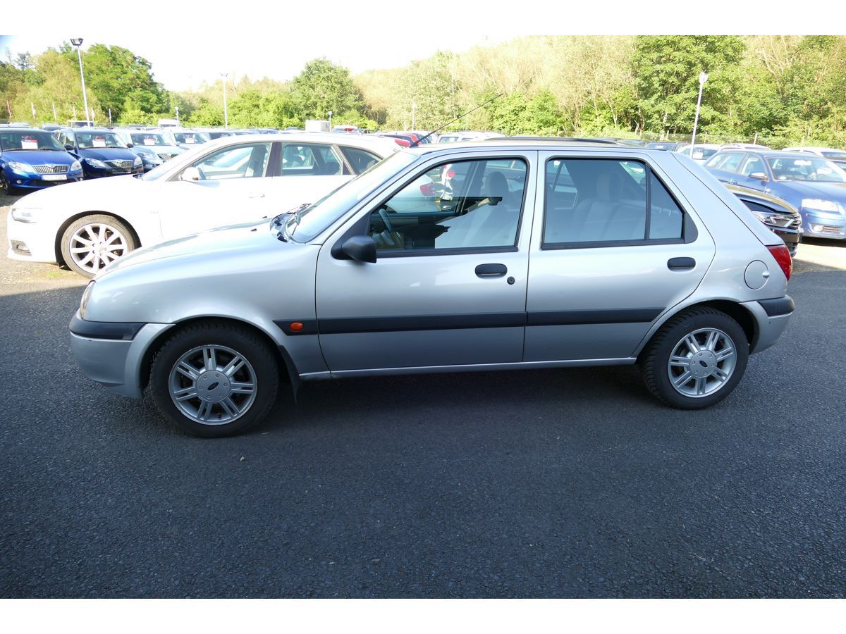 Ford Fiesta, 1,3 44KW KLIMA - fotka 4