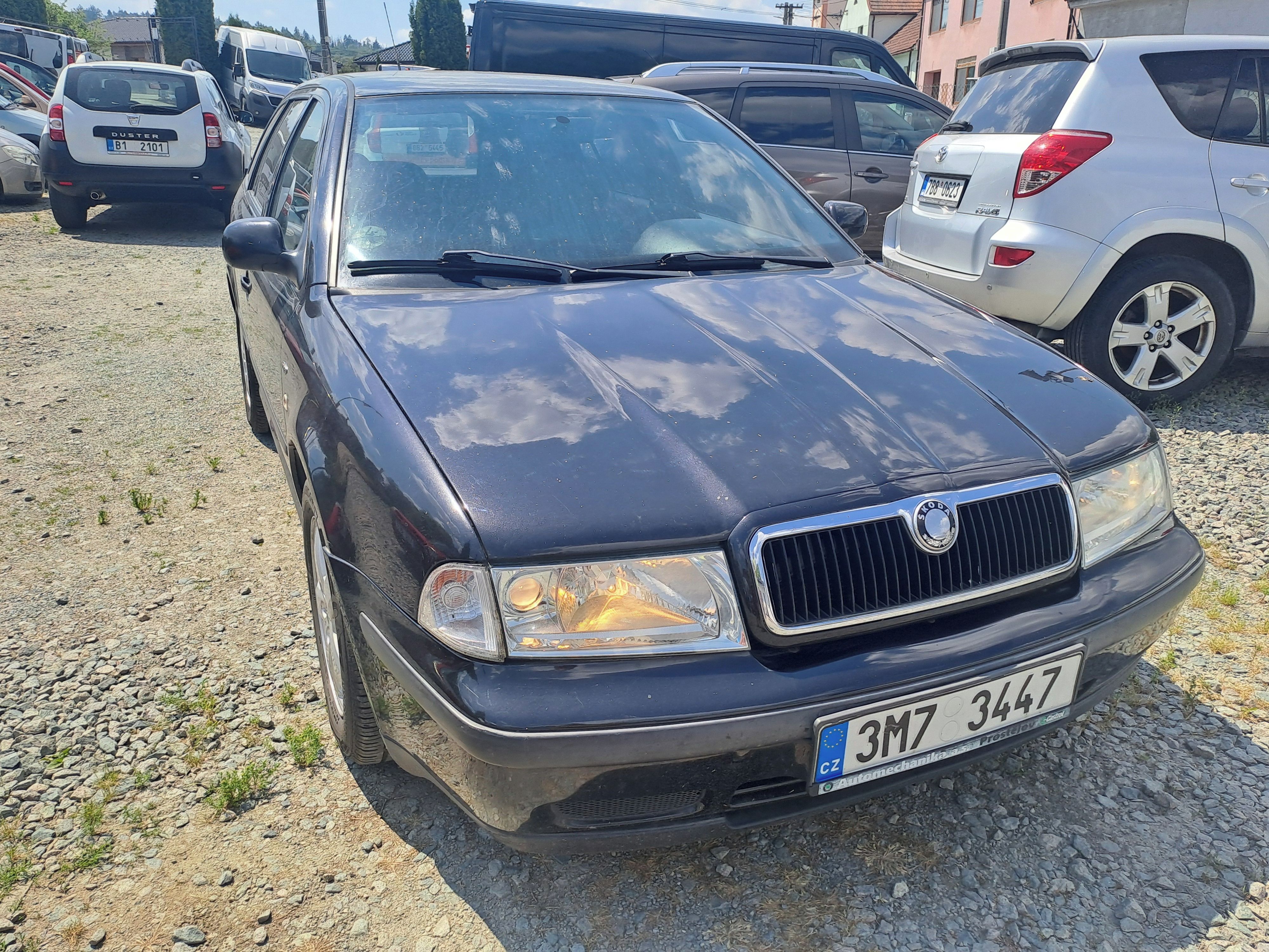 Škoda Octavia, 1,6MPI - fotka 2