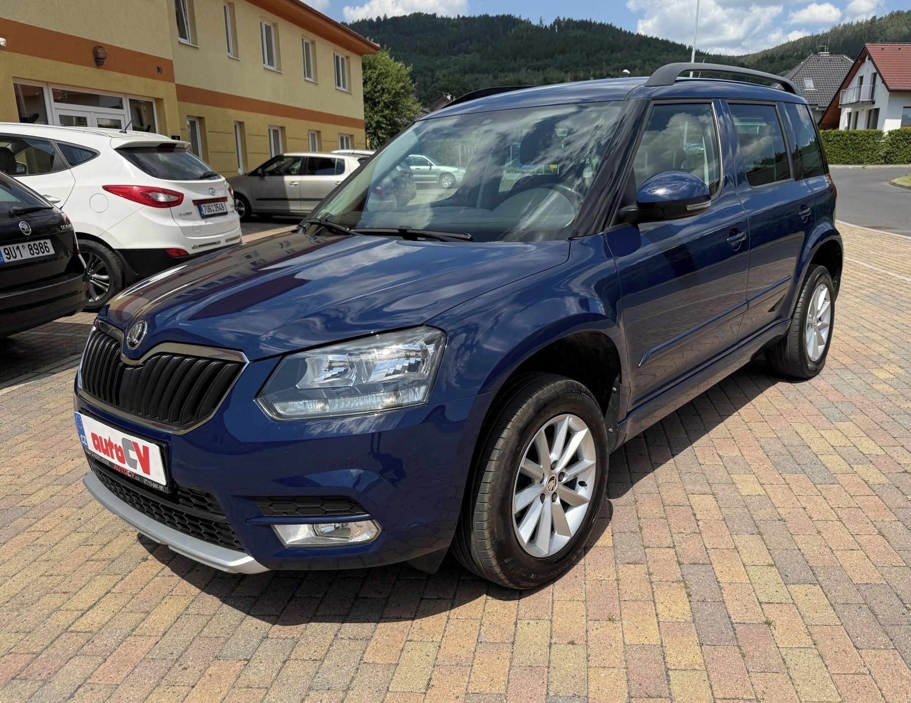 Škoda Yeti, FL 2.0 TDI 110kW 4x4 DSG - fotka 2