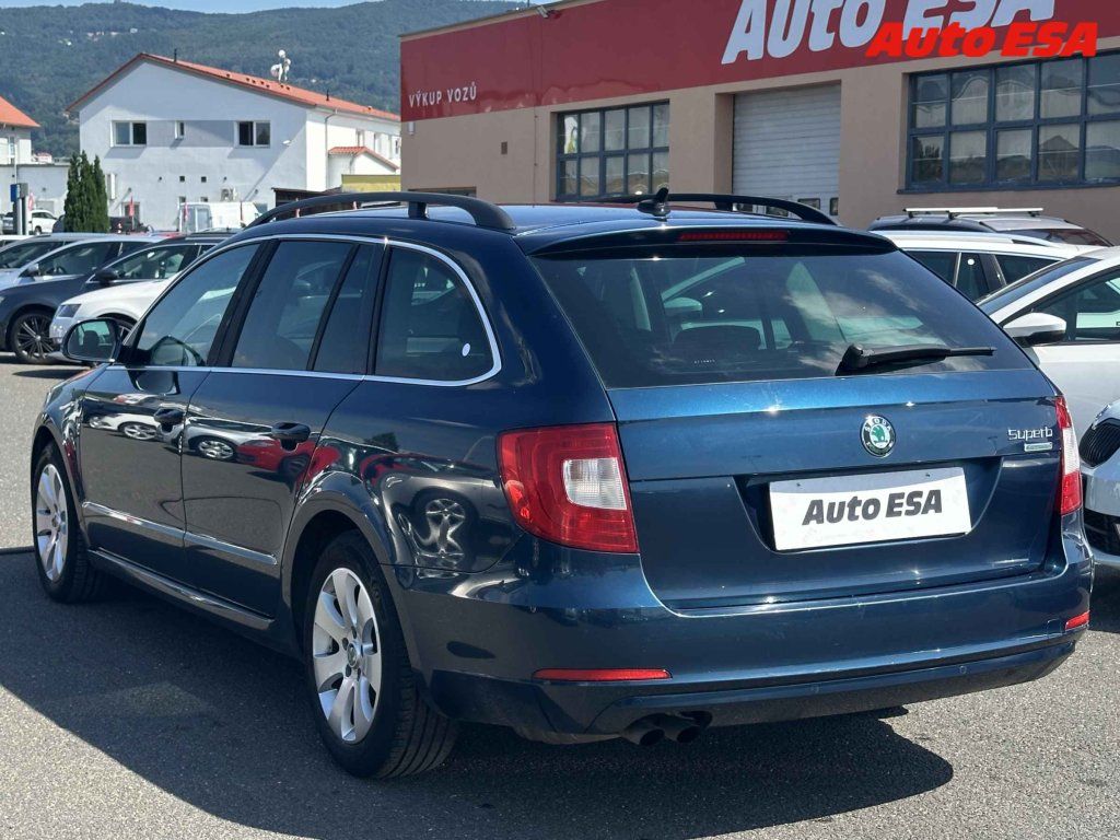 Škoda Superb, 1.6 TDi - fotka 6
