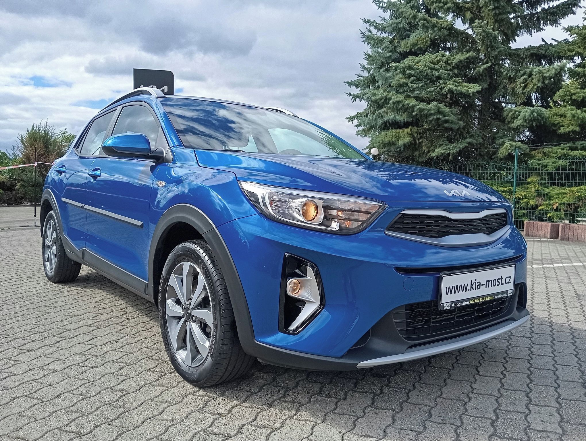 Kia Stonic, 1.2 DPi SPIN 2023 1. majitel - fotka 2