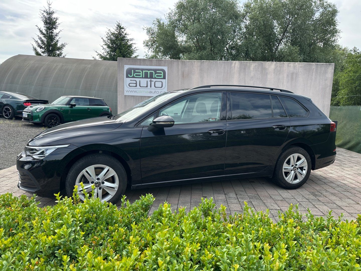 Volkswagen Golf Variant, 2,0TDI 85kW LIFE MANUÁL DPH - fotka 4