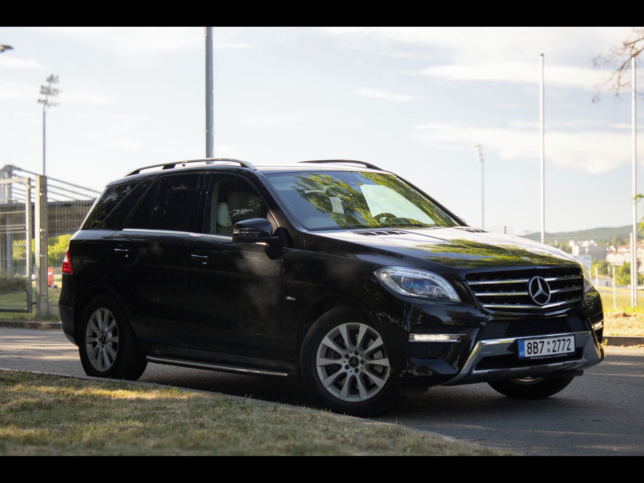 Mercedes-Benz Třídy M, Servisované, AMG paket, tažné, - fotka 3
