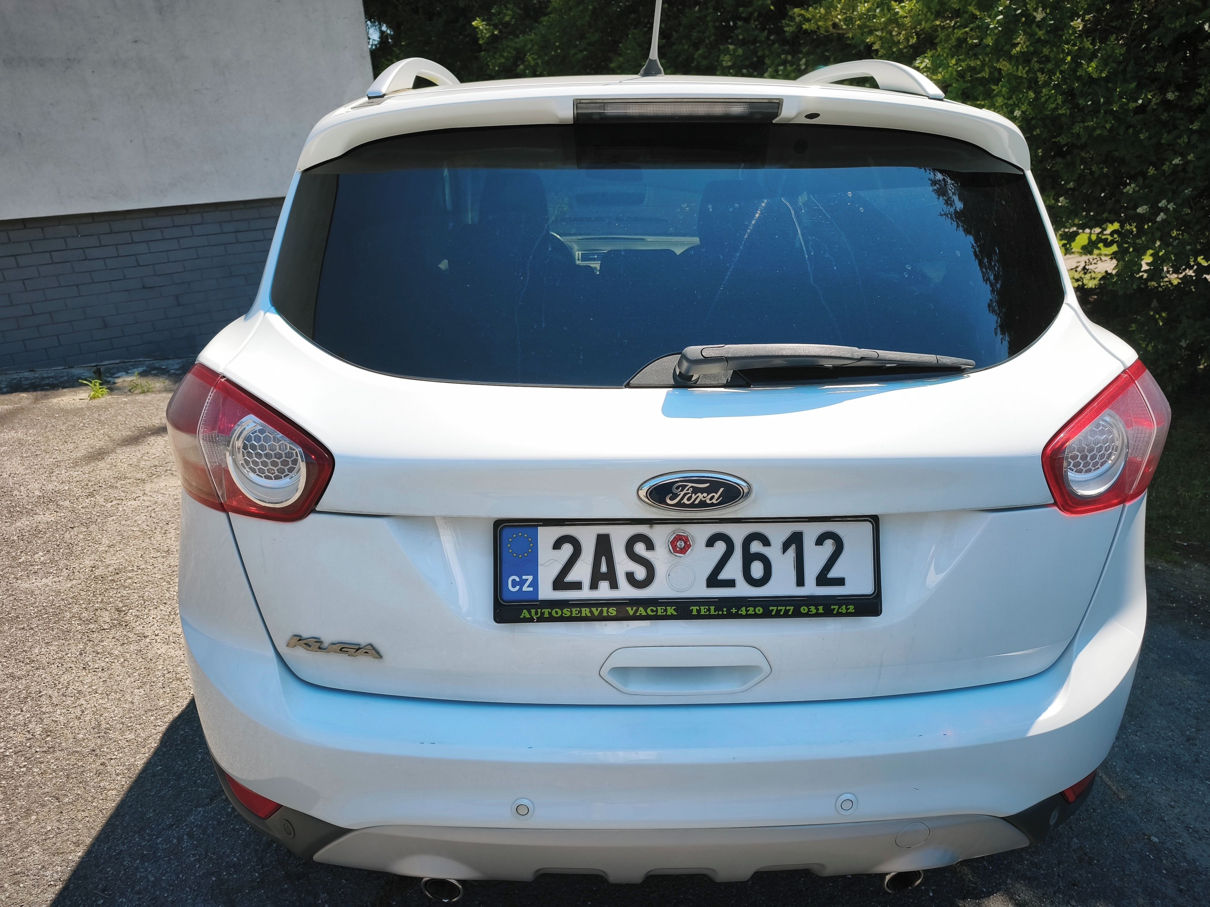 Ford Kuga, 2,0 TDI Č.R. 1 majitel - fotka 6